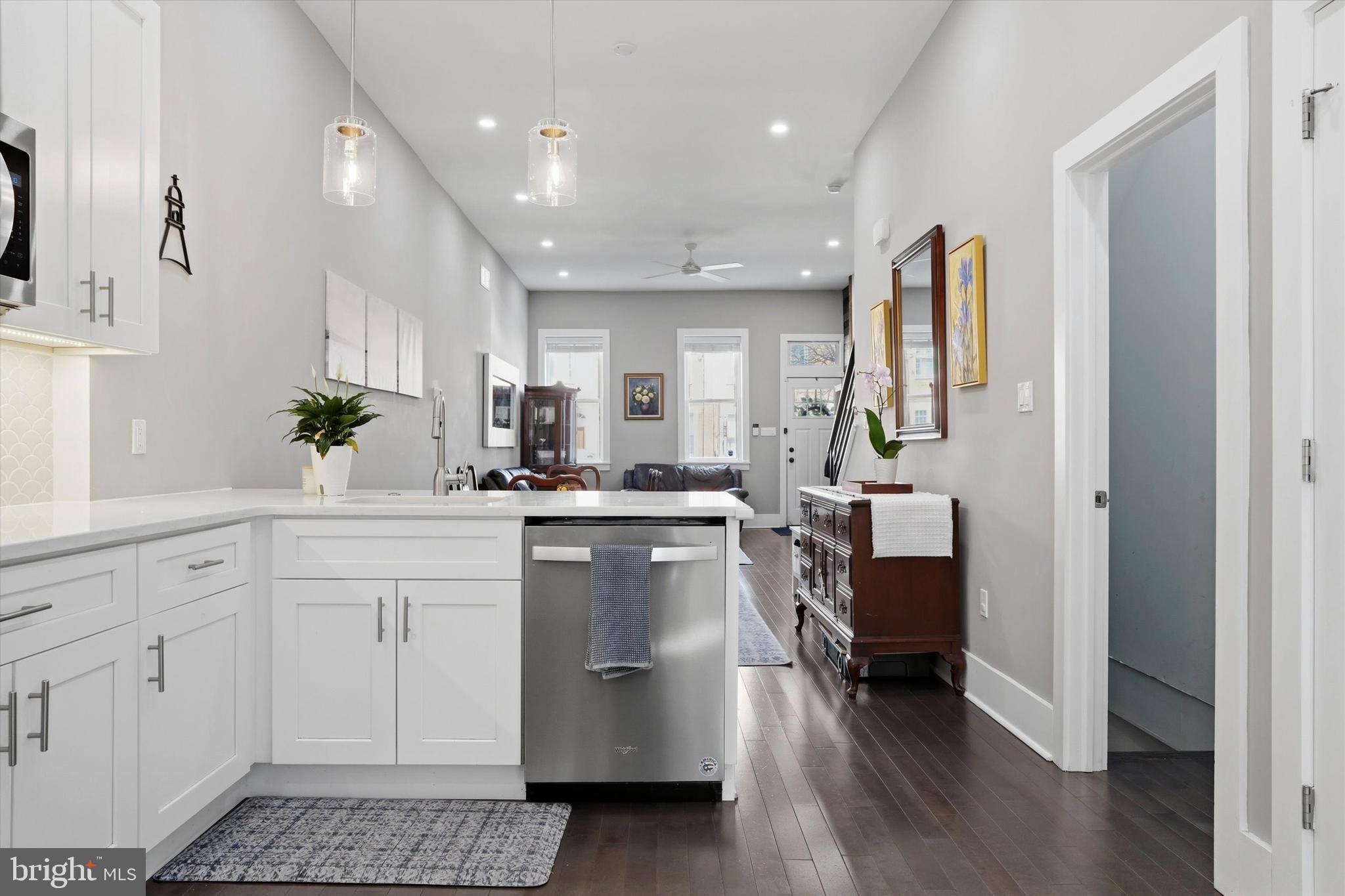 GRADUATE HOSPITAL - Residential