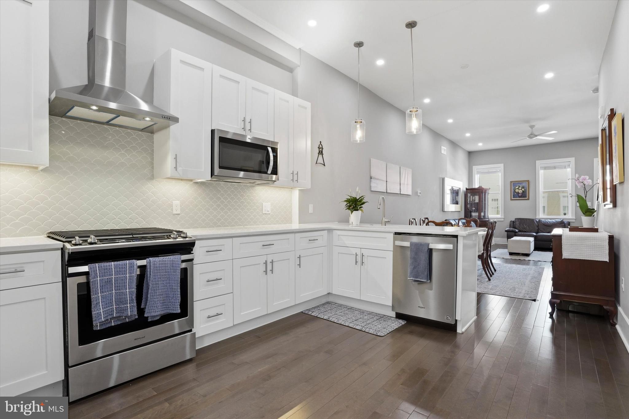 GRADUATE HOSPITAL - Residential