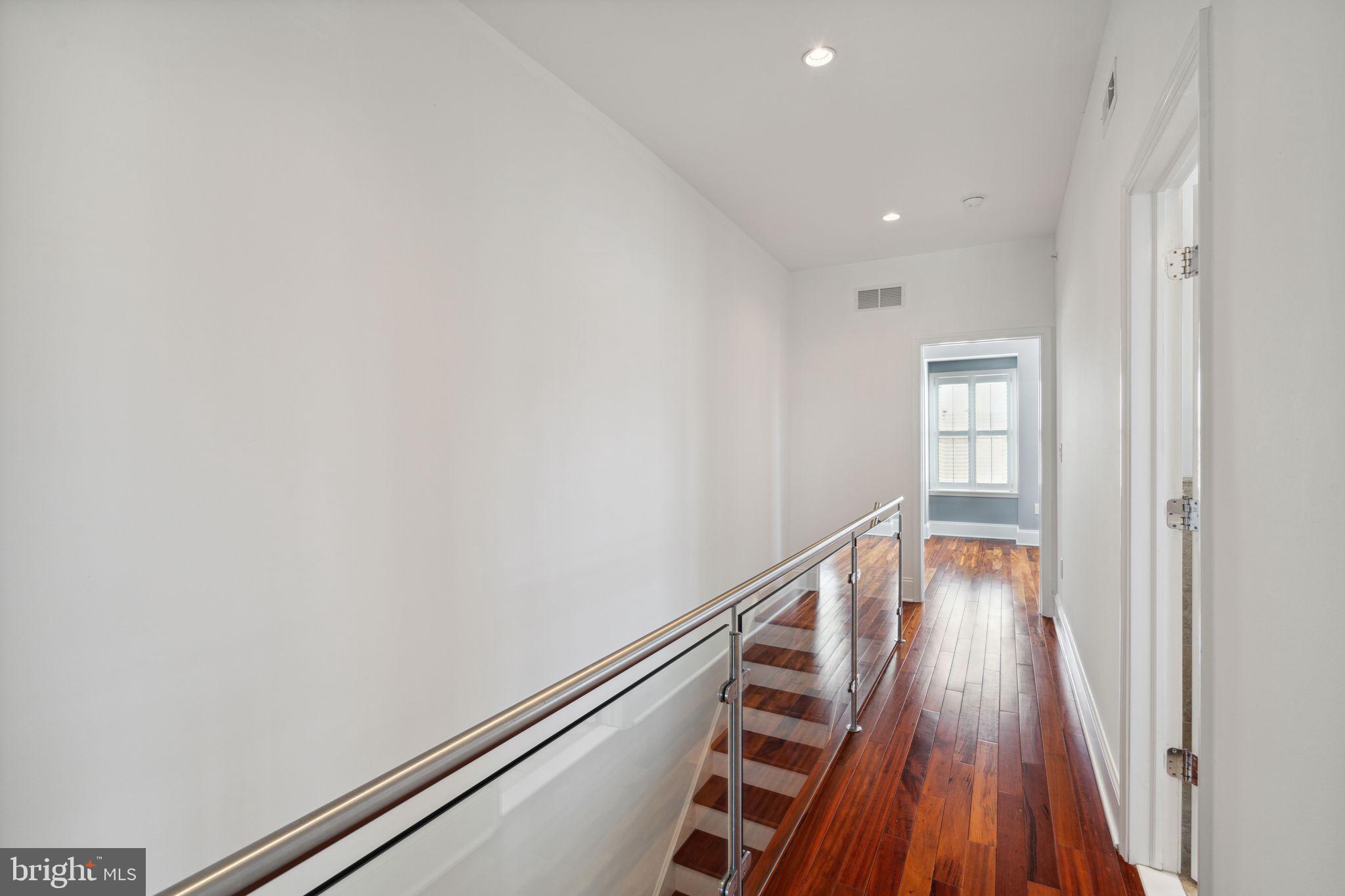 GRADUATE HOSPITAL - Residential