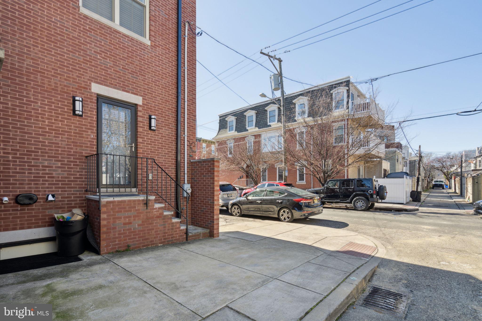 GRADUATE HOSPITAL - Residential