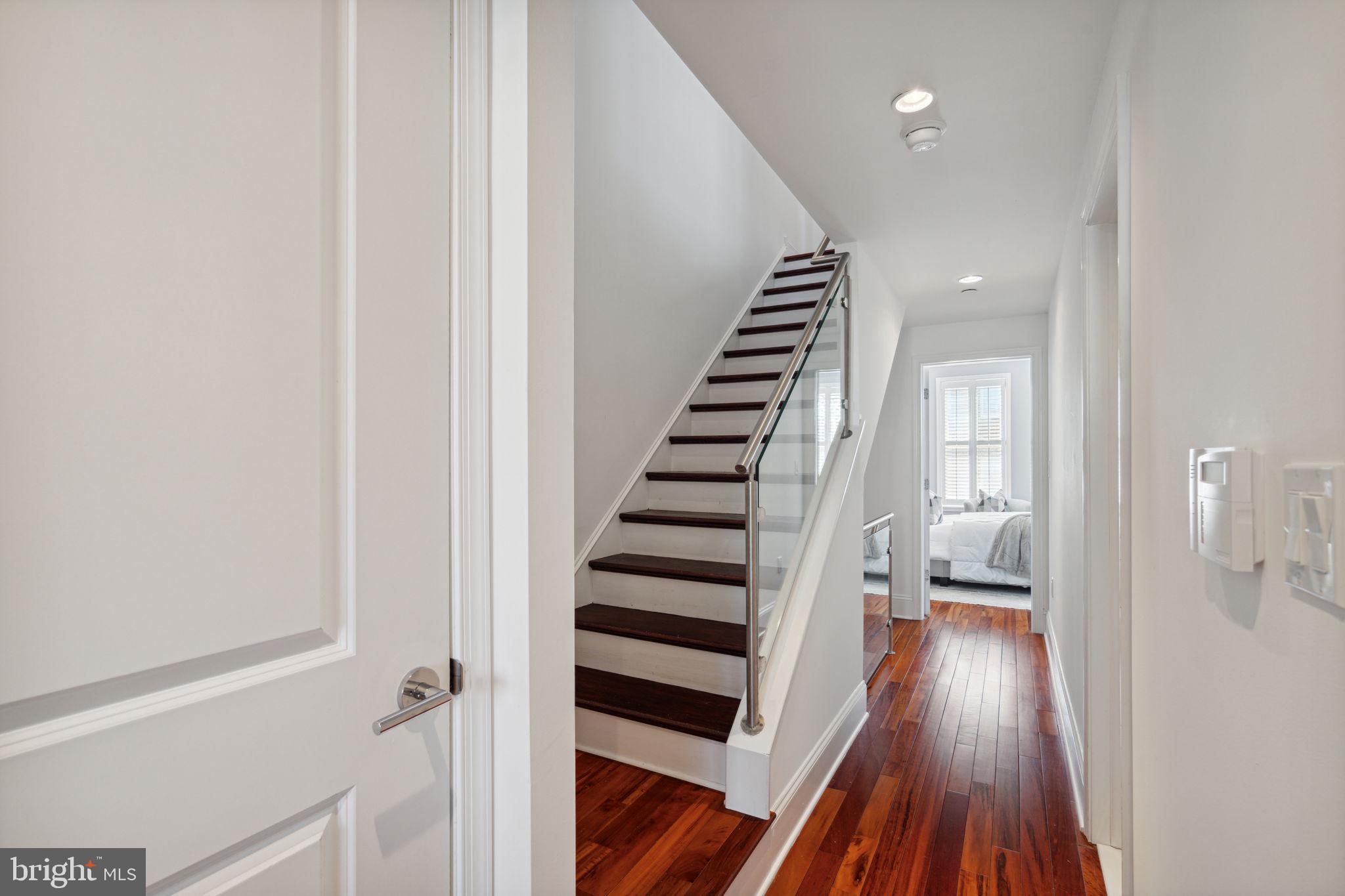 GRADUATE HOSPITAL - Residential