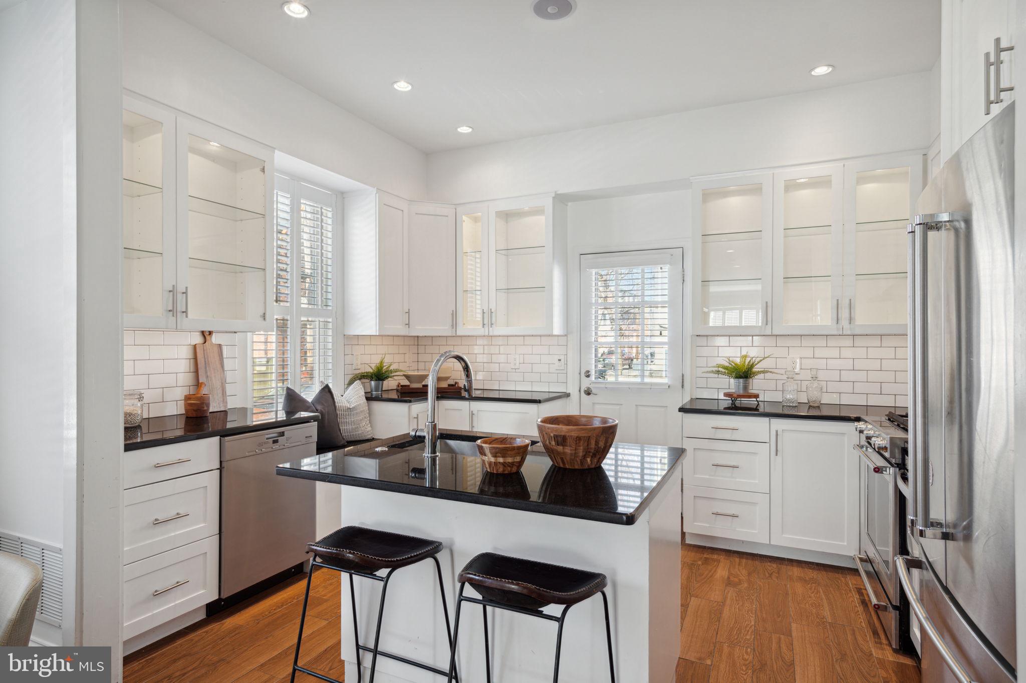 GRADUATE HOSPITAL - Residential