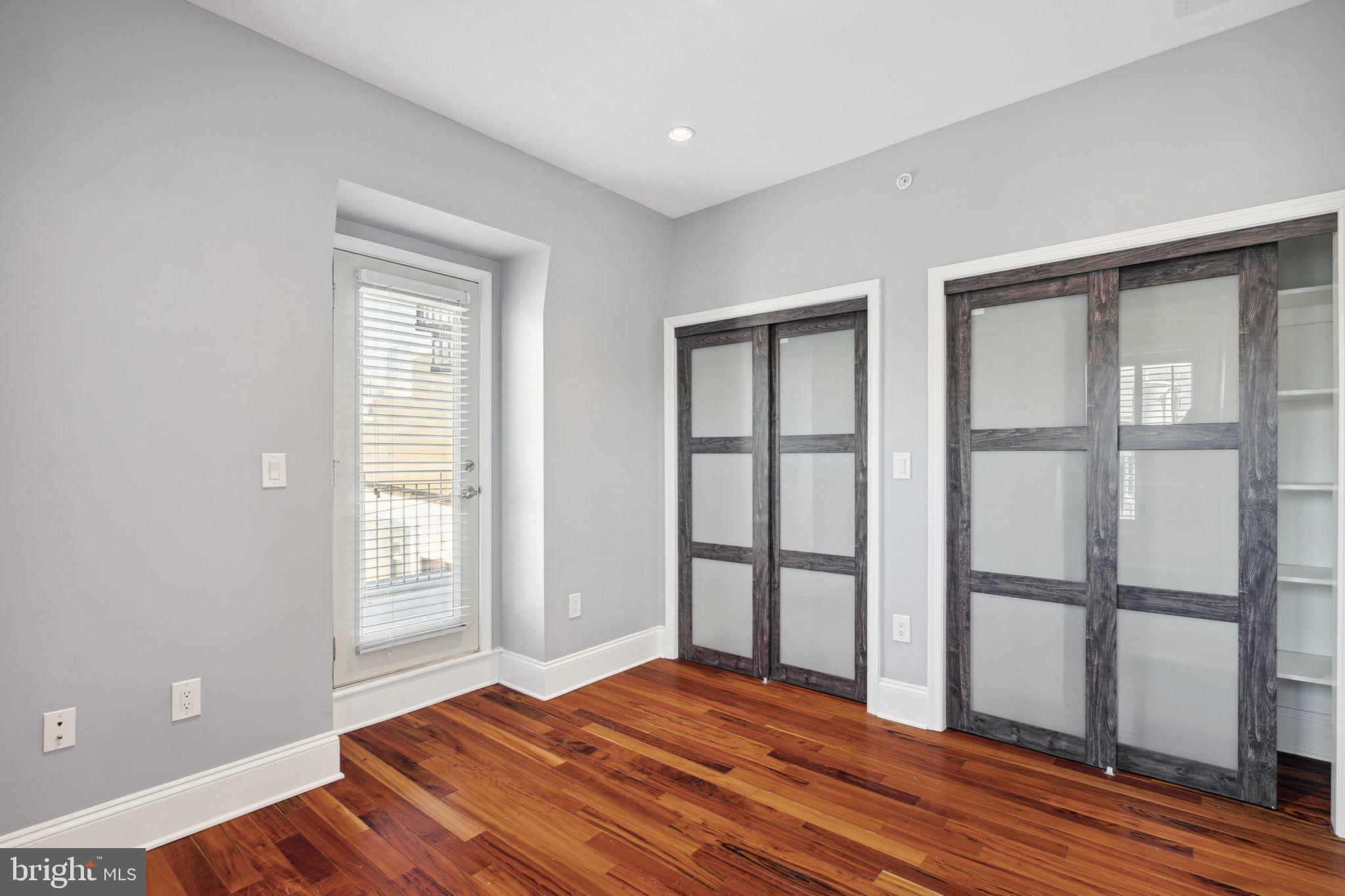 GRADUATE HOSPITAL - Residential