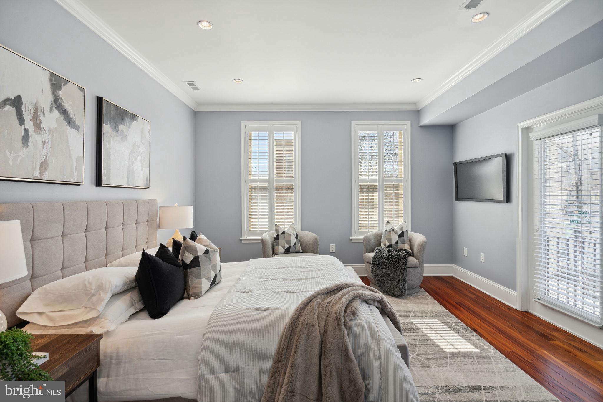 GRADUATE HOSPITAL - Residential