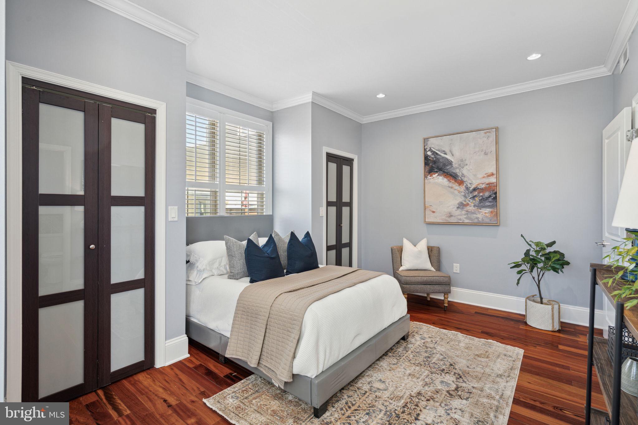 GRADUATE HOSPITAL - Residential