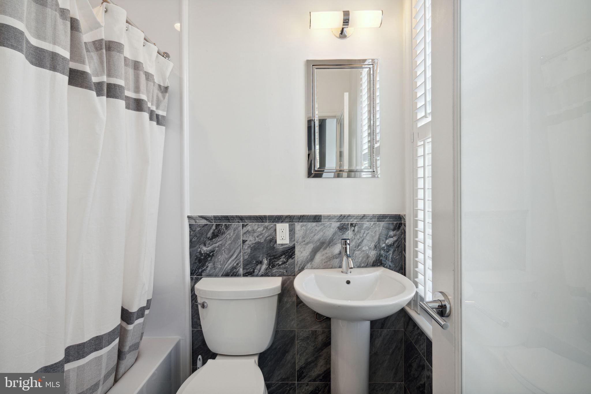 GRADUATE HOSPITAL - Residential