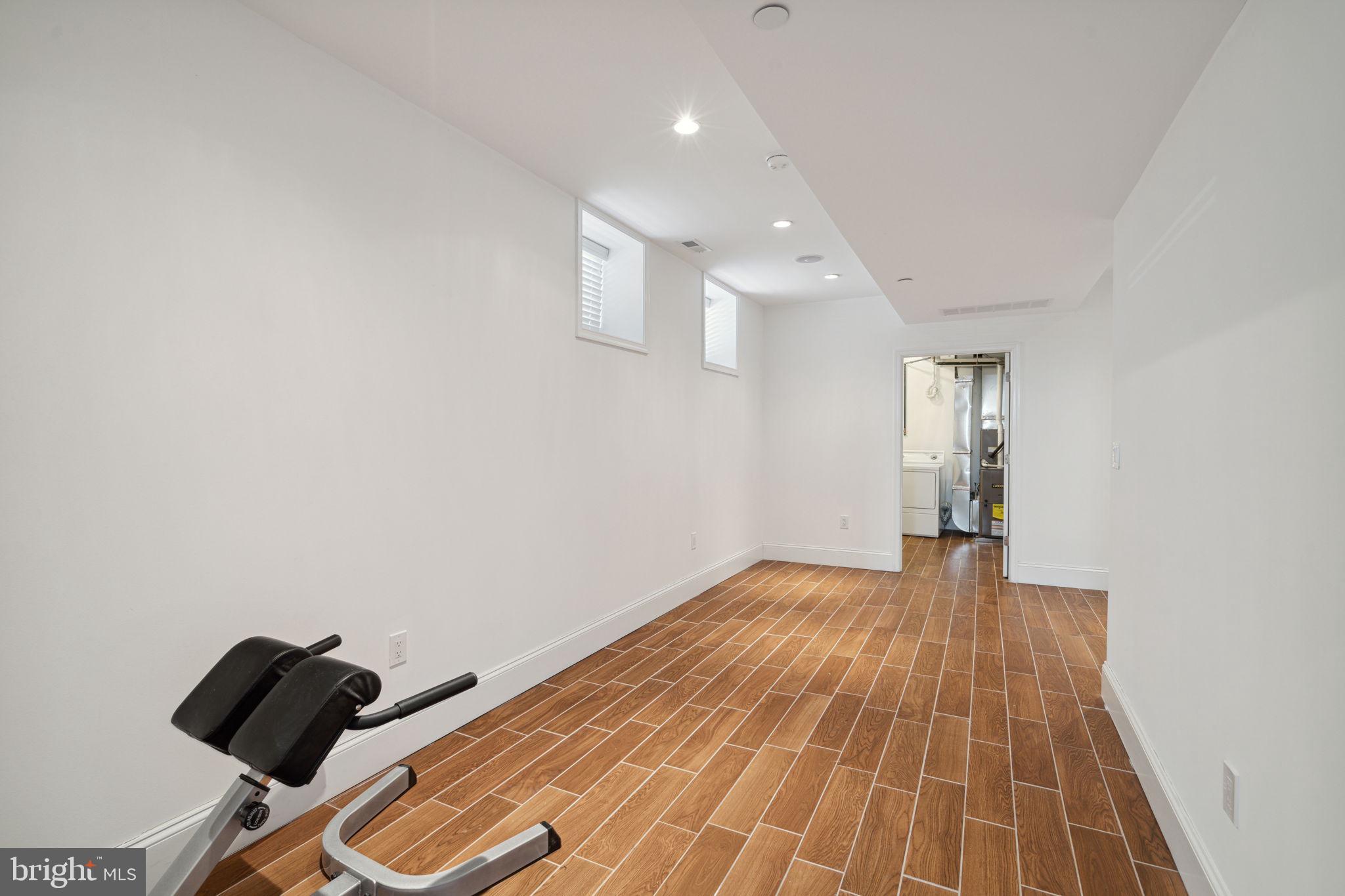 GRADUATE HOSPITAL - Residential