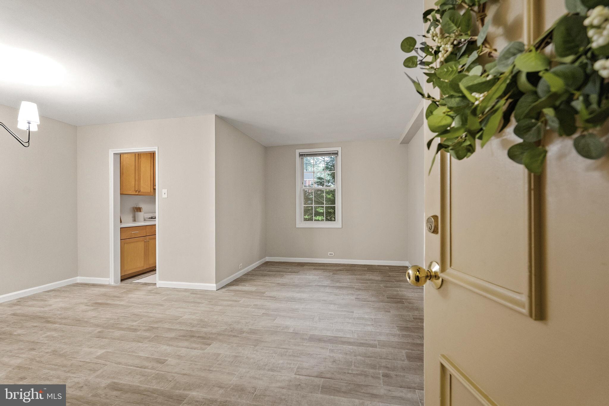 230 N THOMAS STREET 230-3