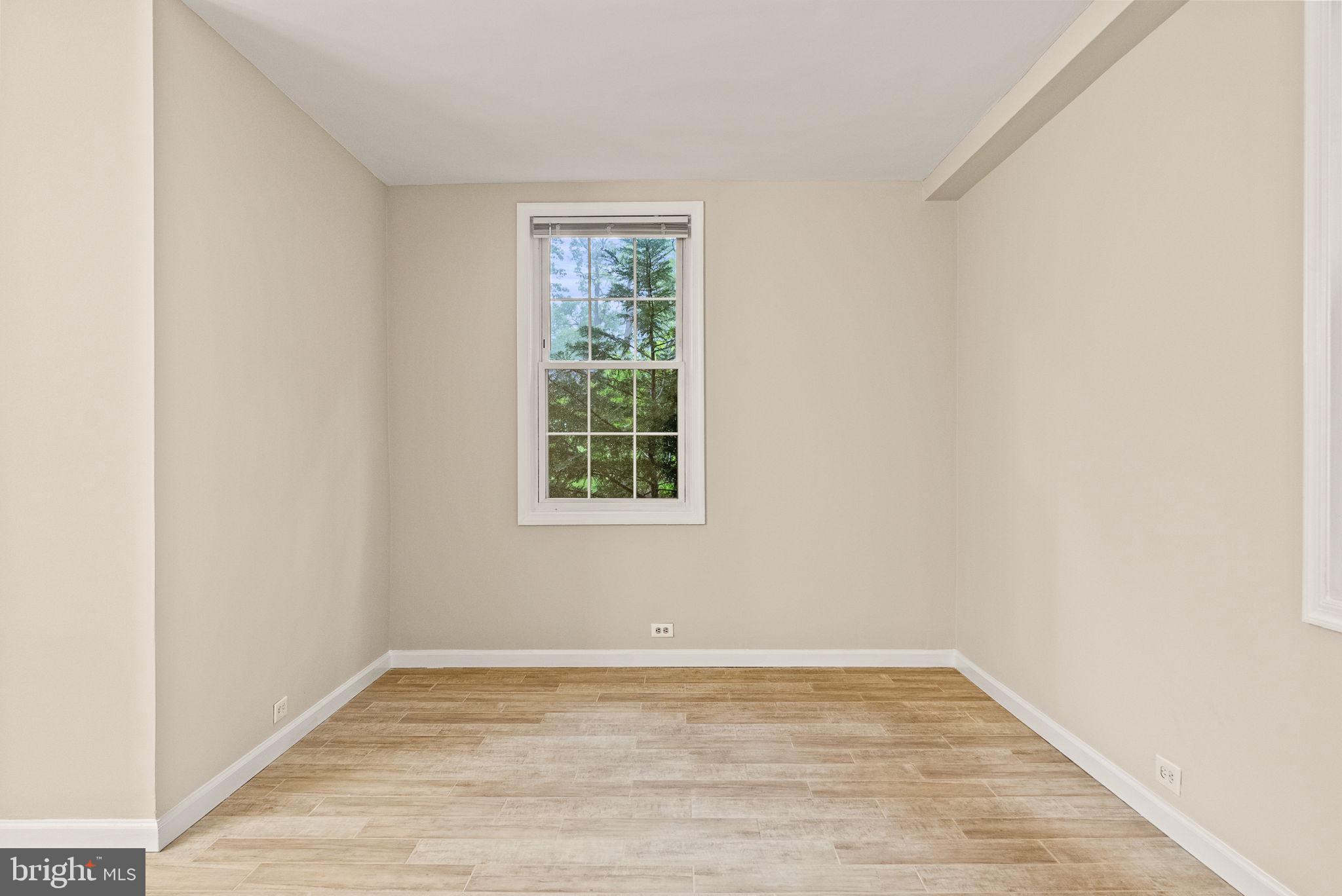 230 N THOMAS STREET 230-3