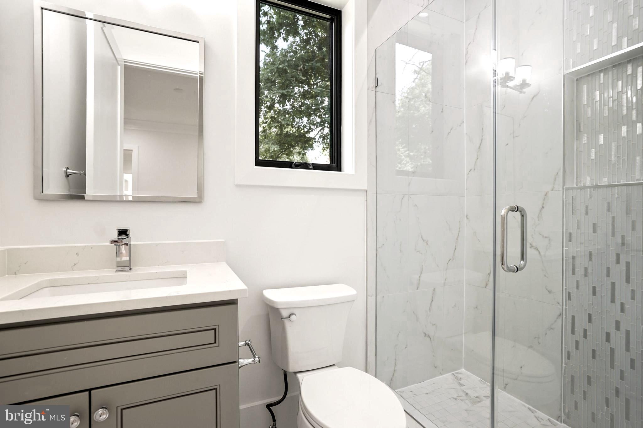 BERKSHIRE OAKWOOD - Residential