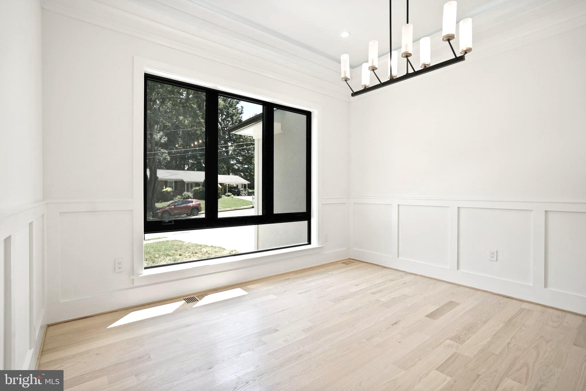 BERKSHIRE OAKWOOD - Residential