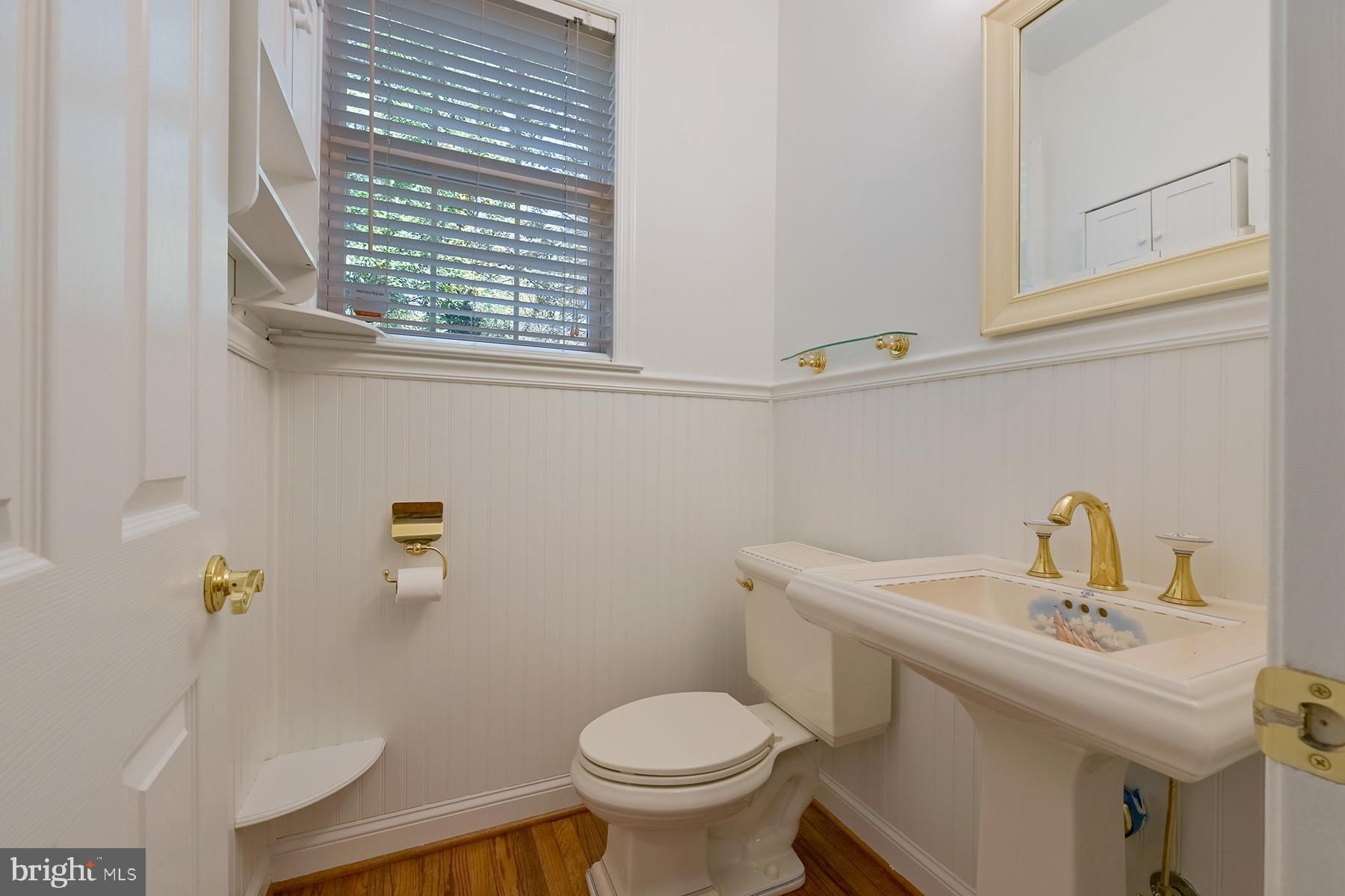 SEVERN MANOR - Residential