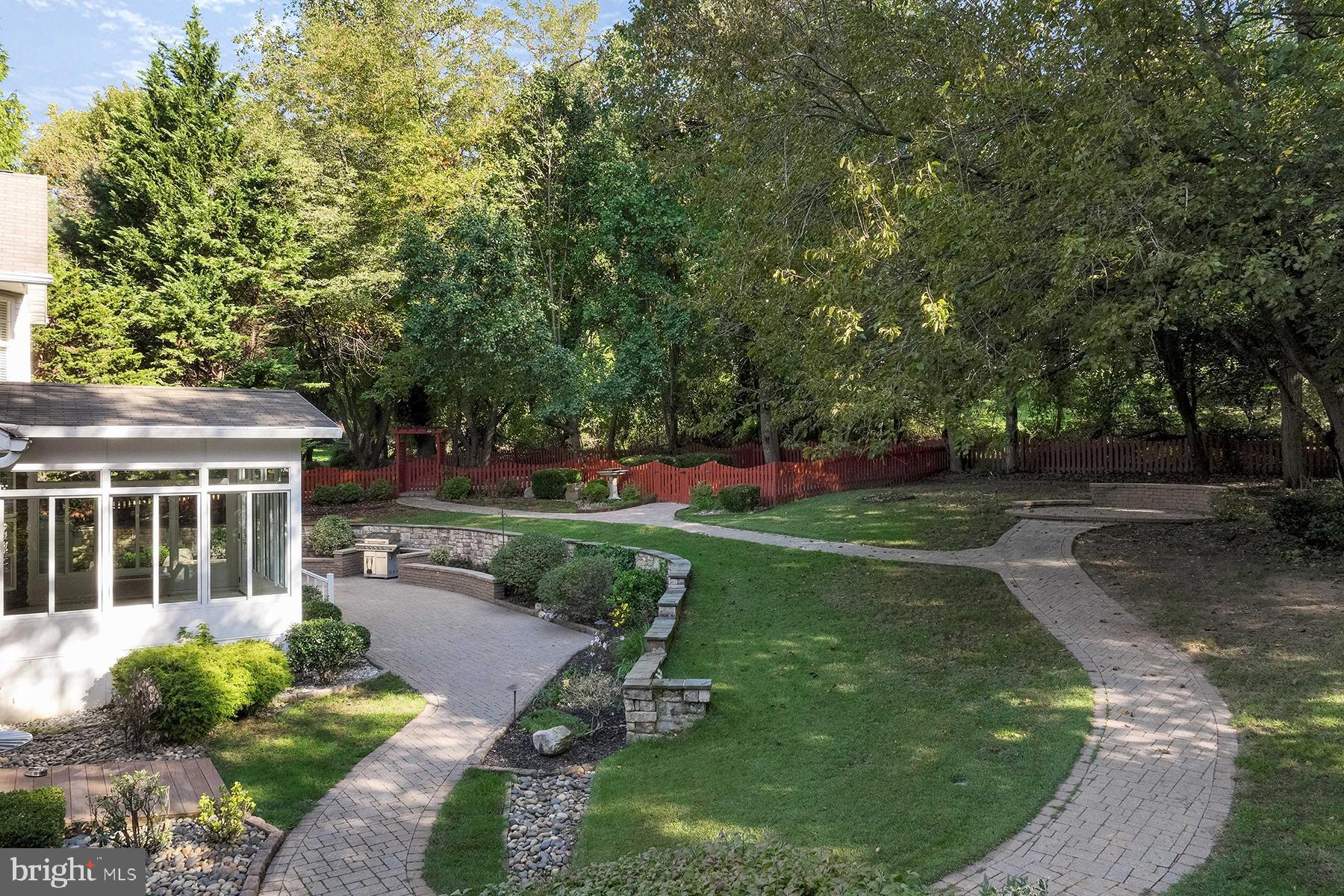 SEVERN MANOR - Residential