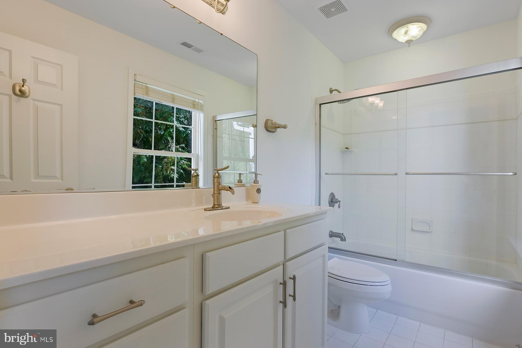 SEVERN MANOR - Residential