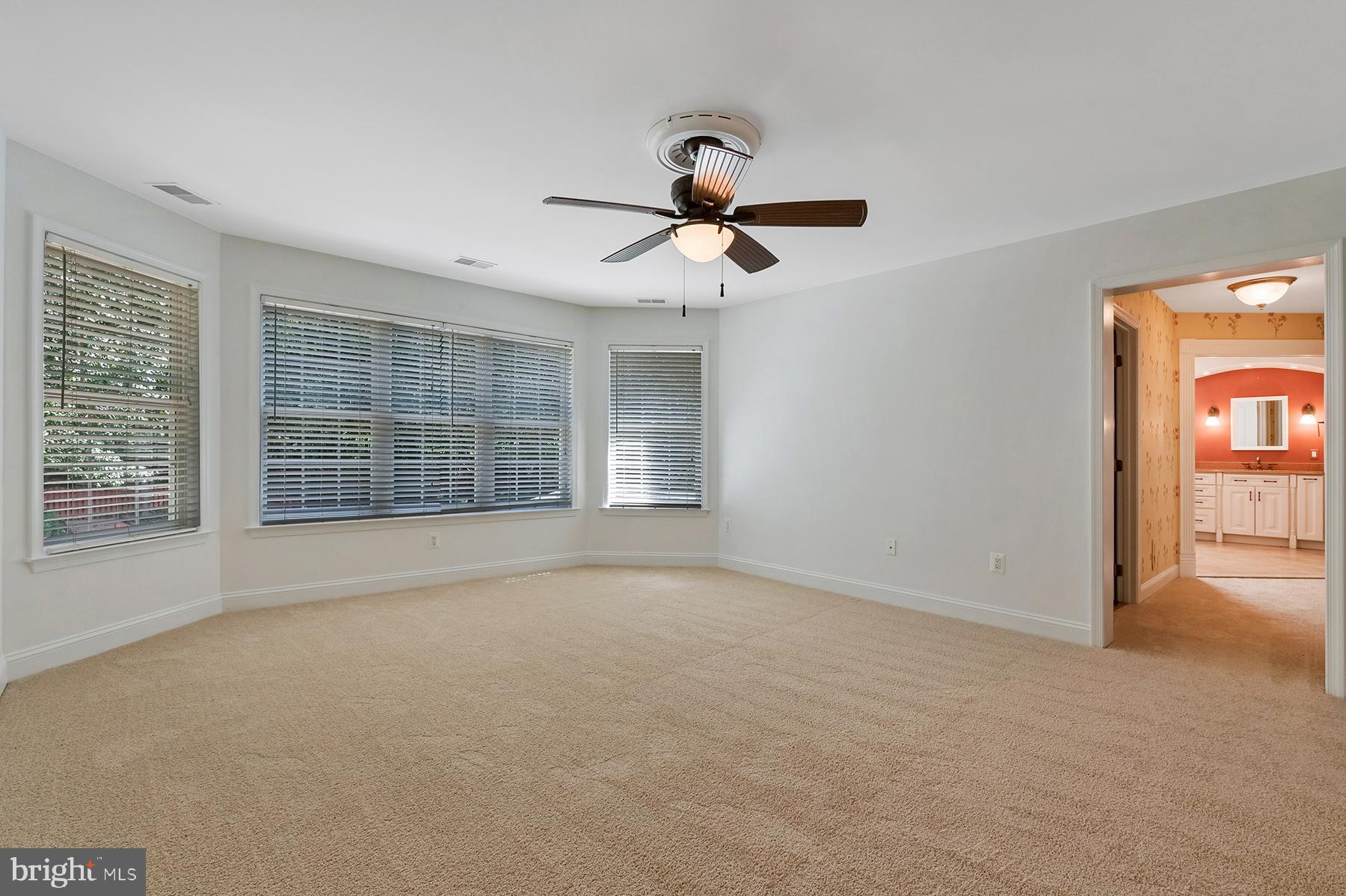 SEVERN MANOR - Residential