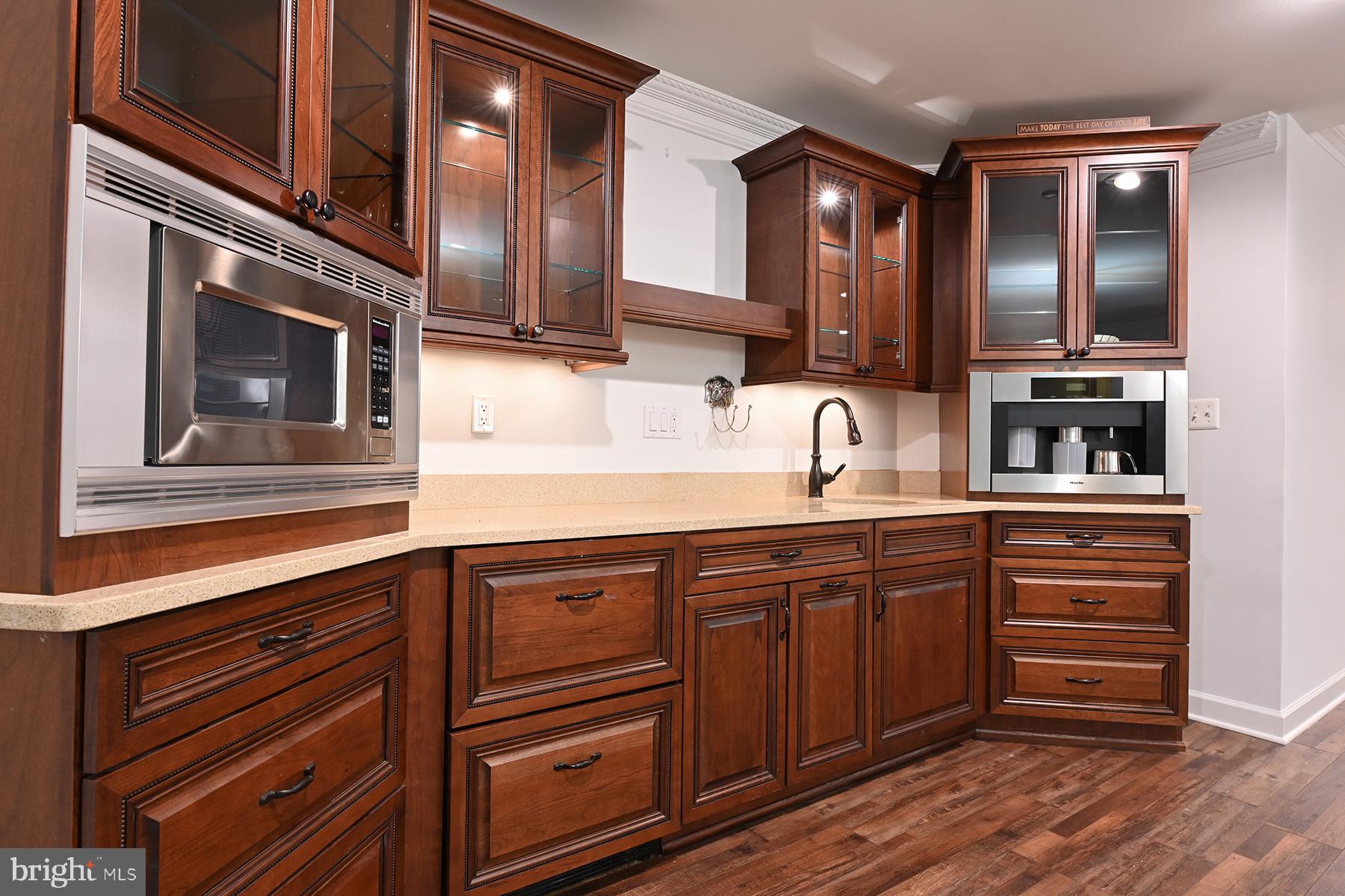 SEVERN MANOR - Residential