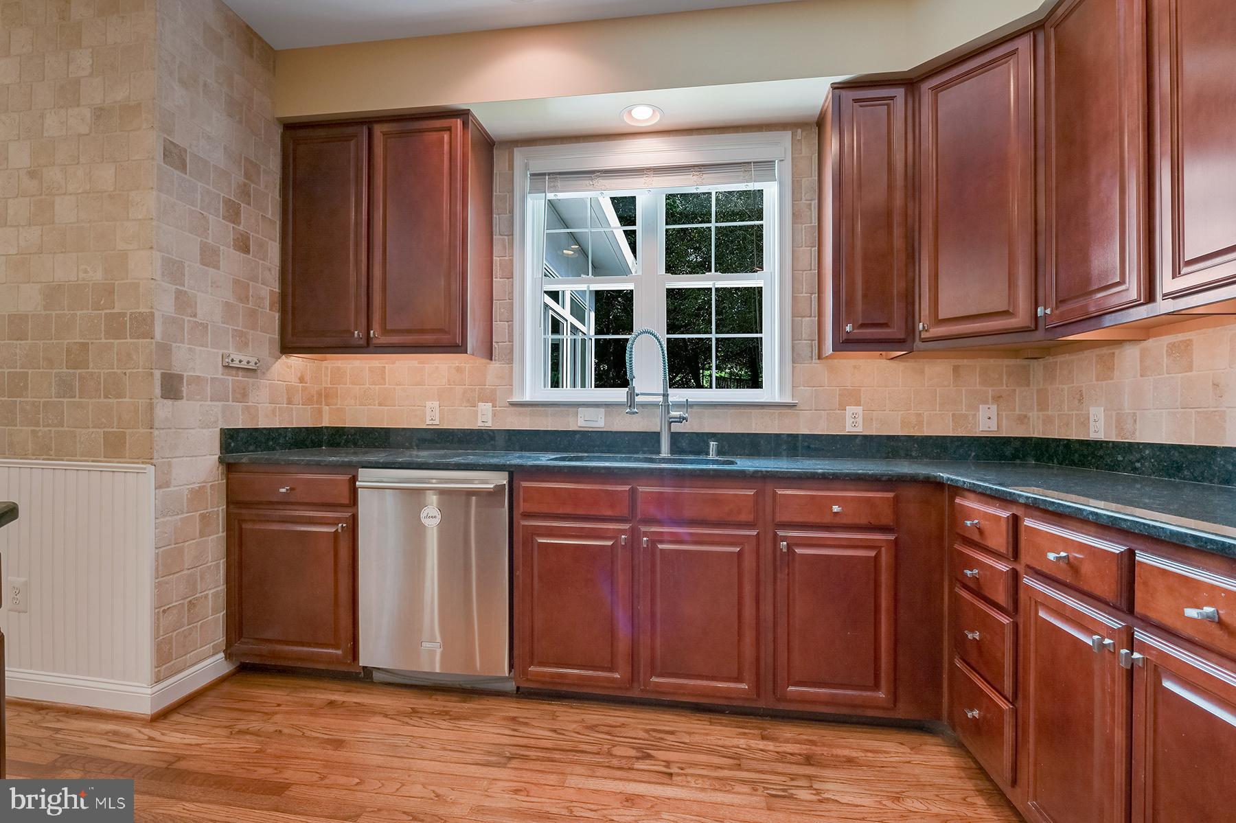 SEVERN MANOR - Residential