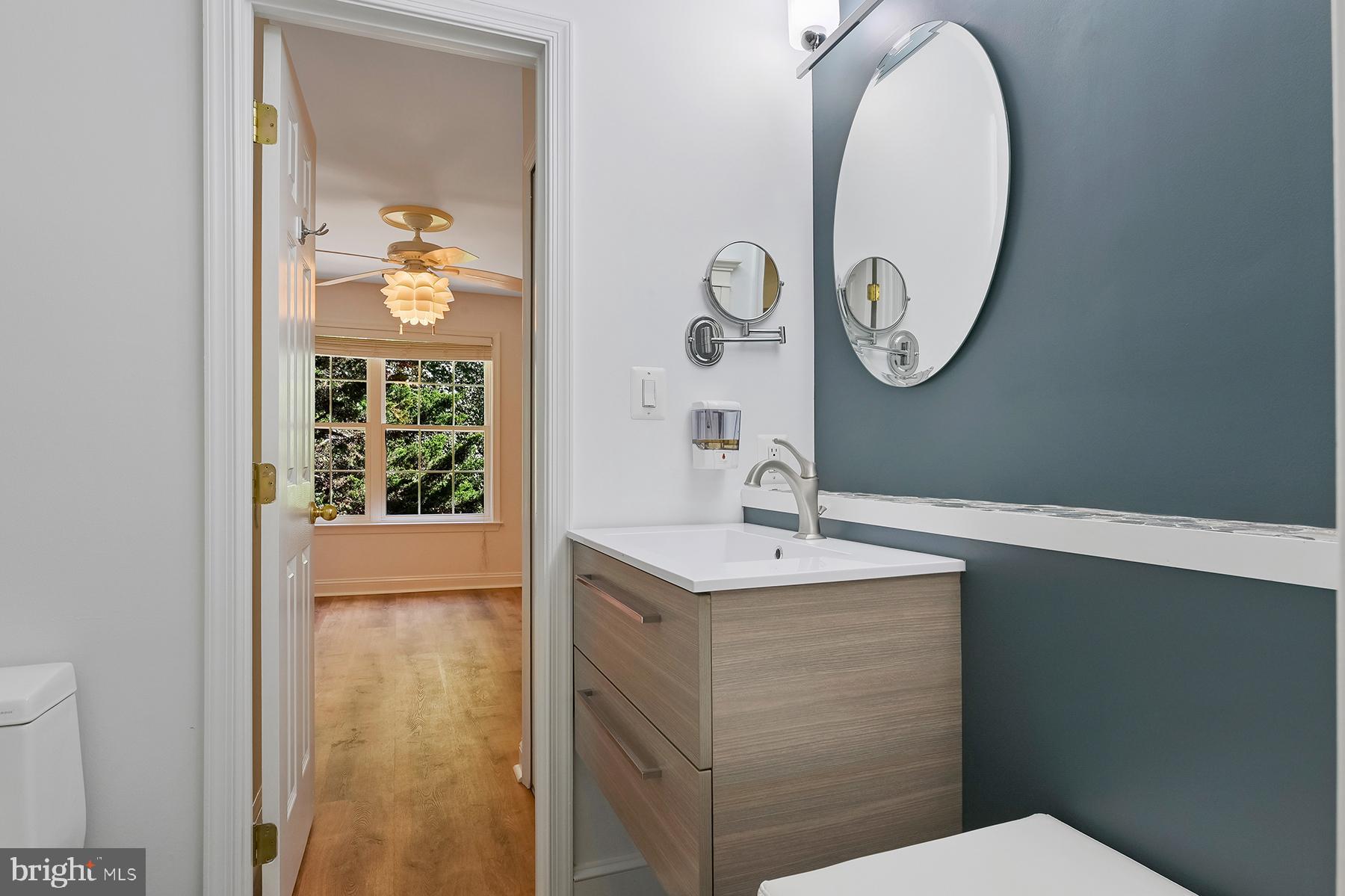 SEVERN MANOR - Residential