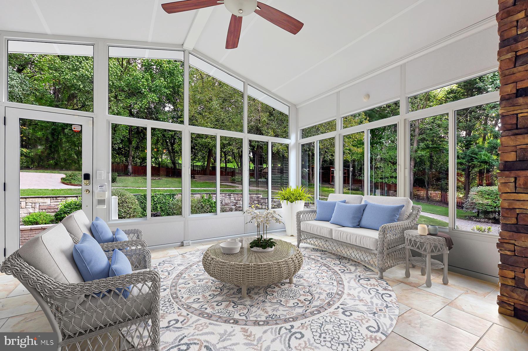 SEVERN MANOR - Residential