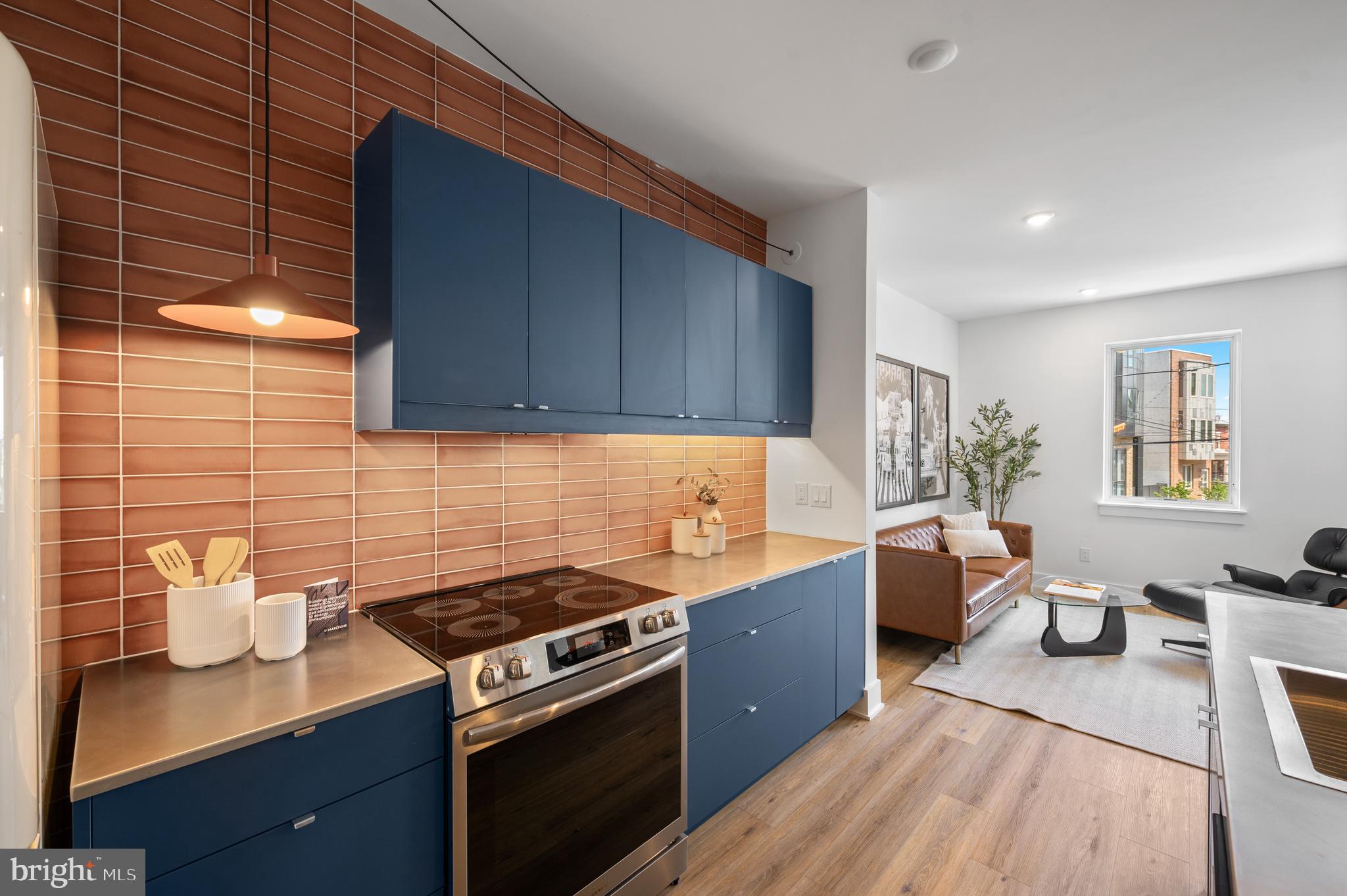 EAST KENSINGTON - Residential Lease