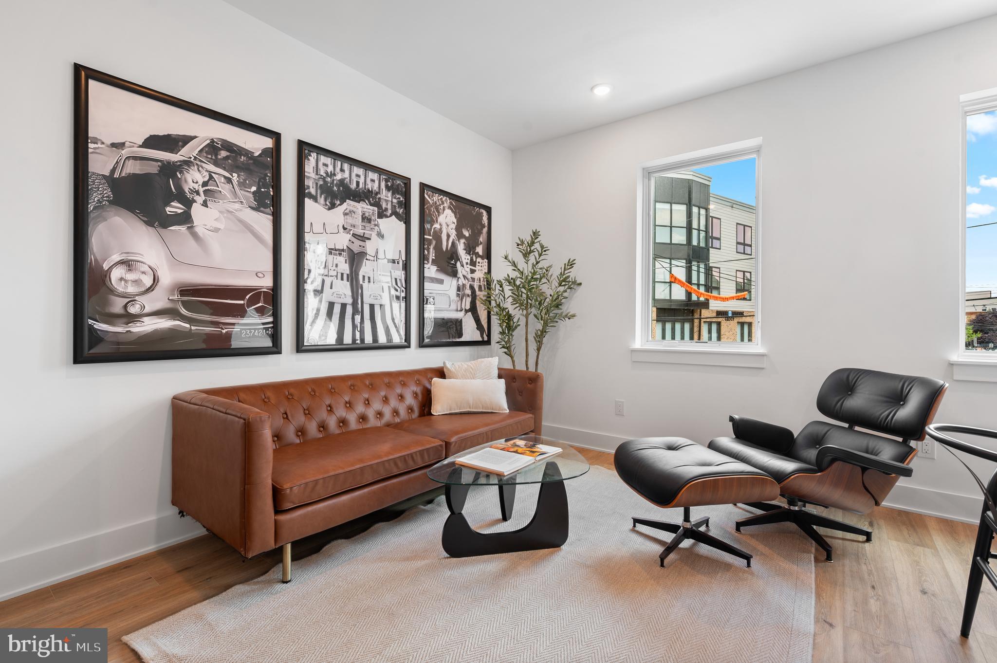 EAST KENSINGTON - Residential Lease