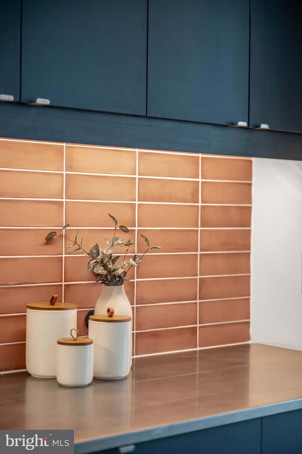 EAST KENSINGTON - Residential Lease