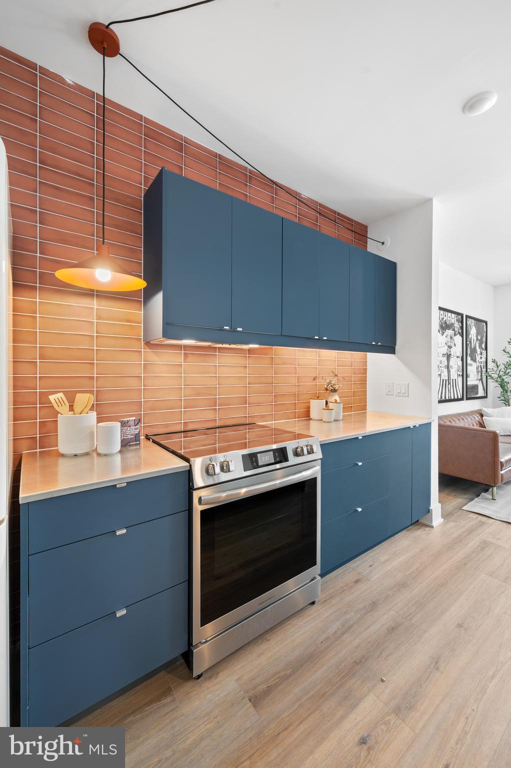 EAST KENSINGTON - Residential Lease