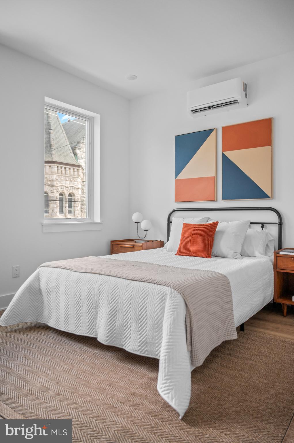 EAST KENSINGTON - Residential Lease