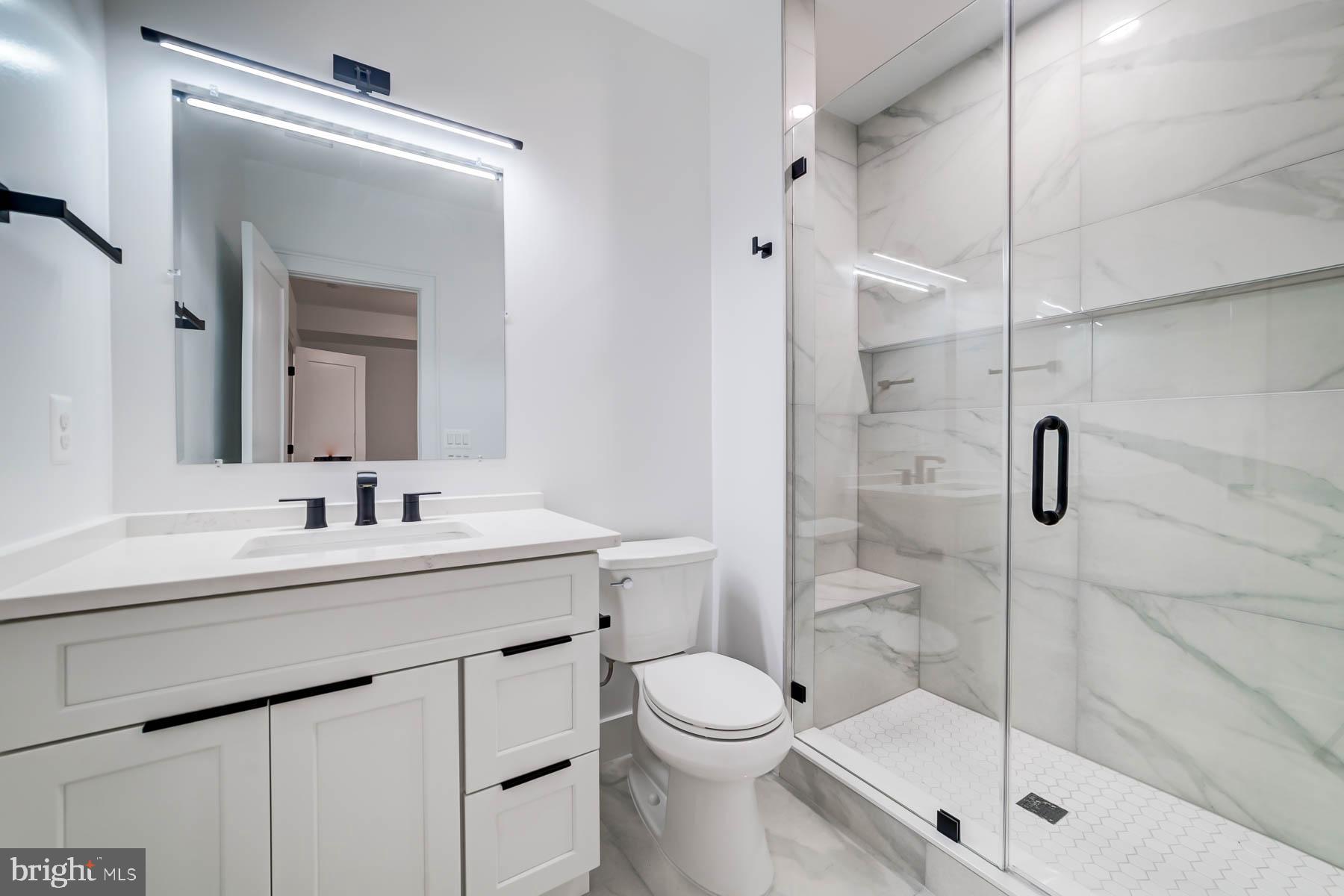 VIENNA WOODS - Residential