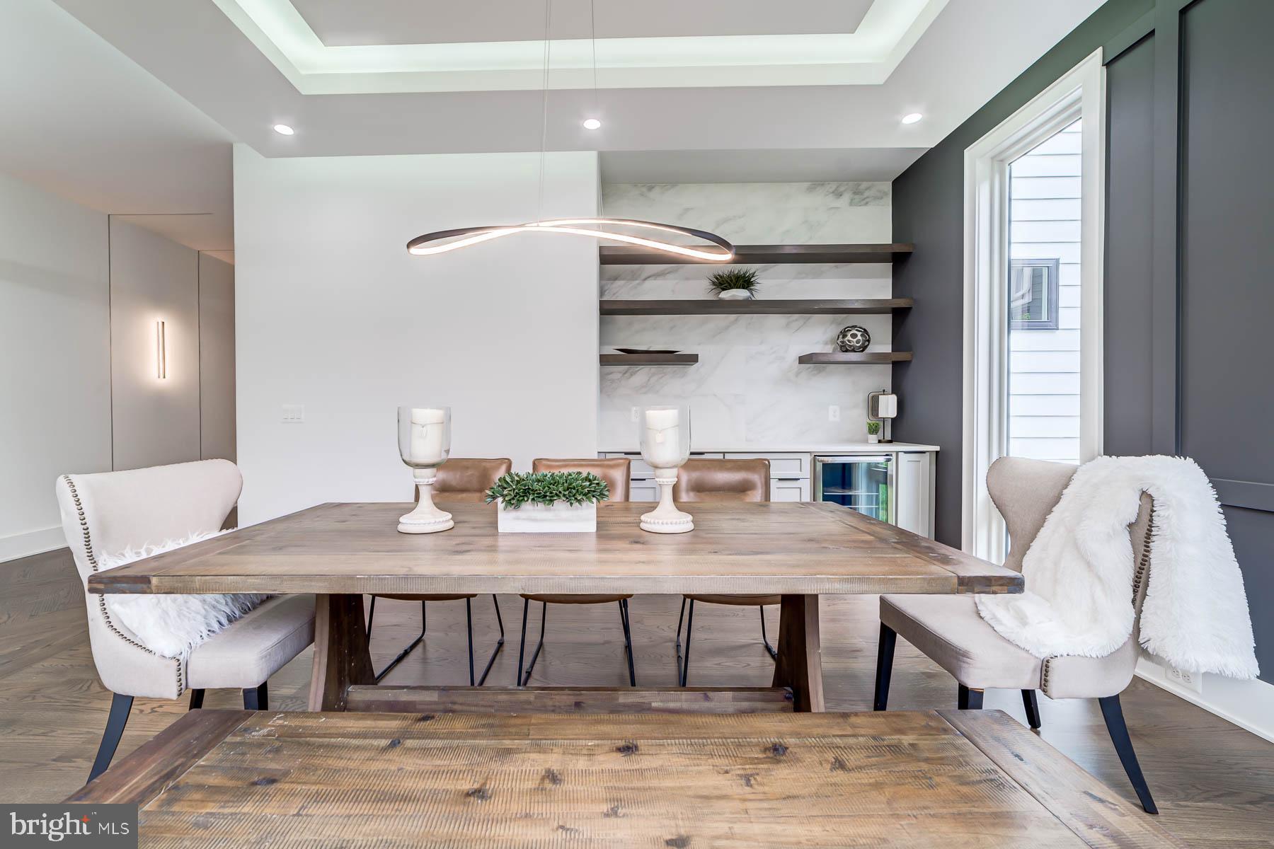 VIENNA WOODS - Residential