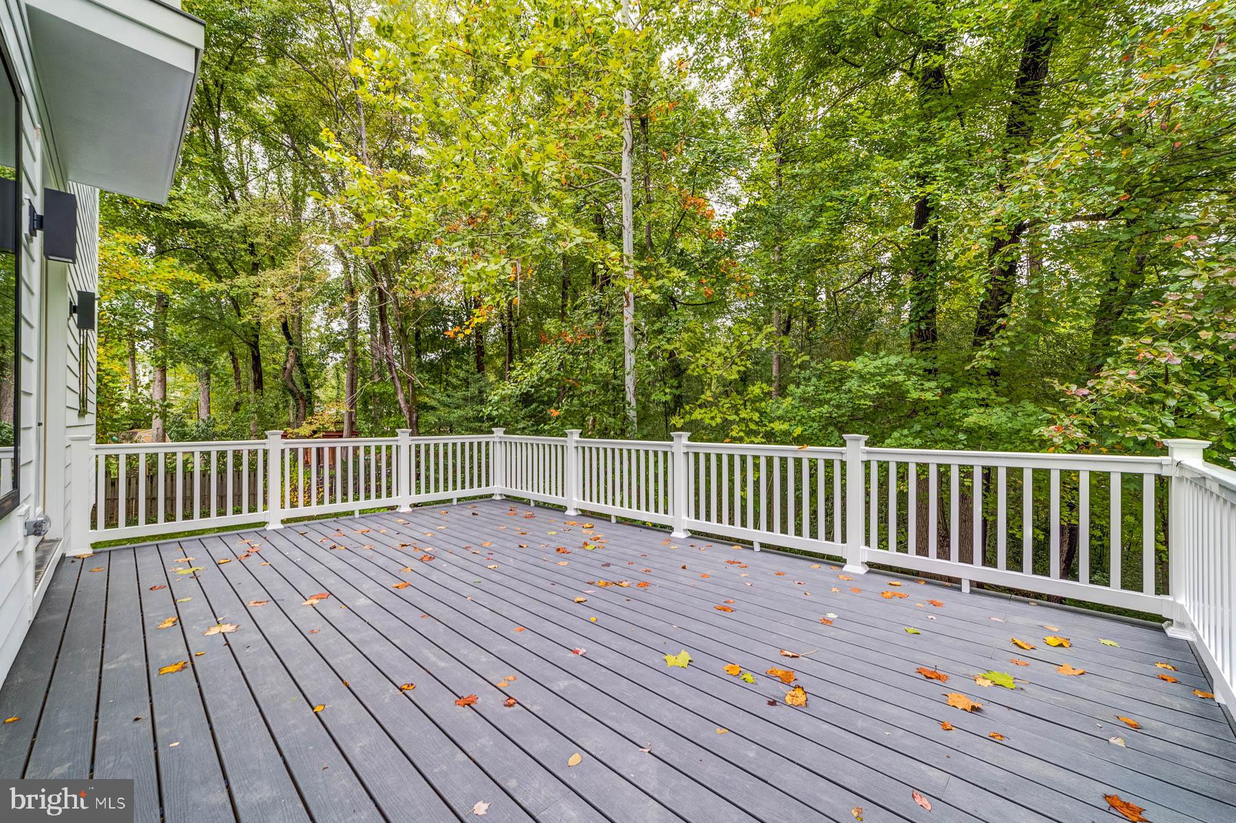 VIENNA WOODS - Residential