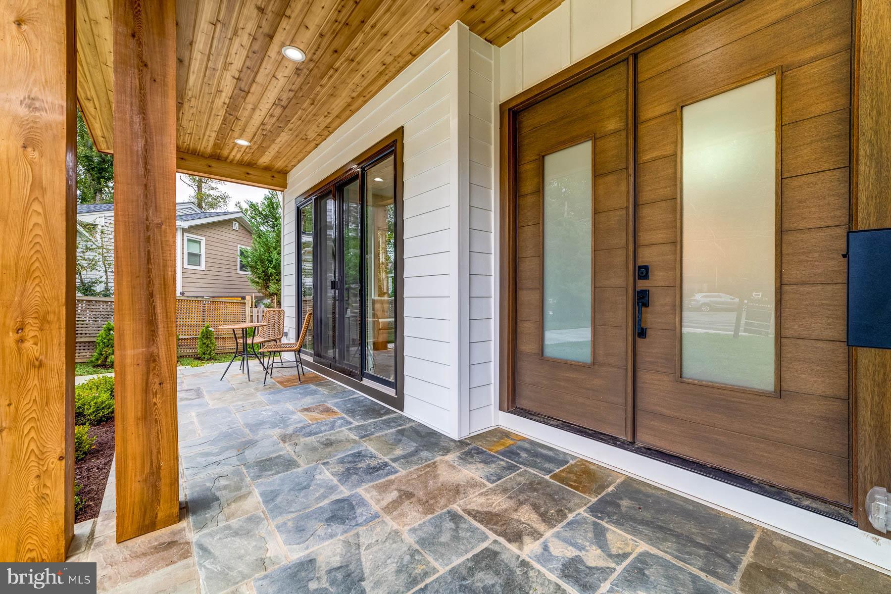 VIENNA WOODS - Residential