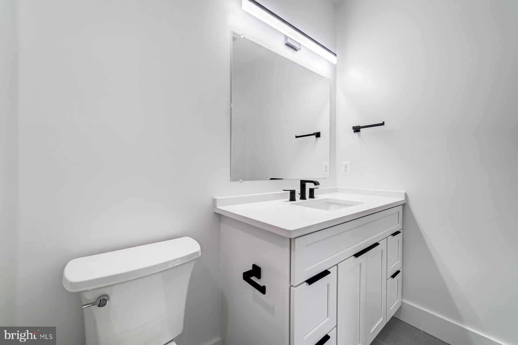 VIENNA WOODS - Residential