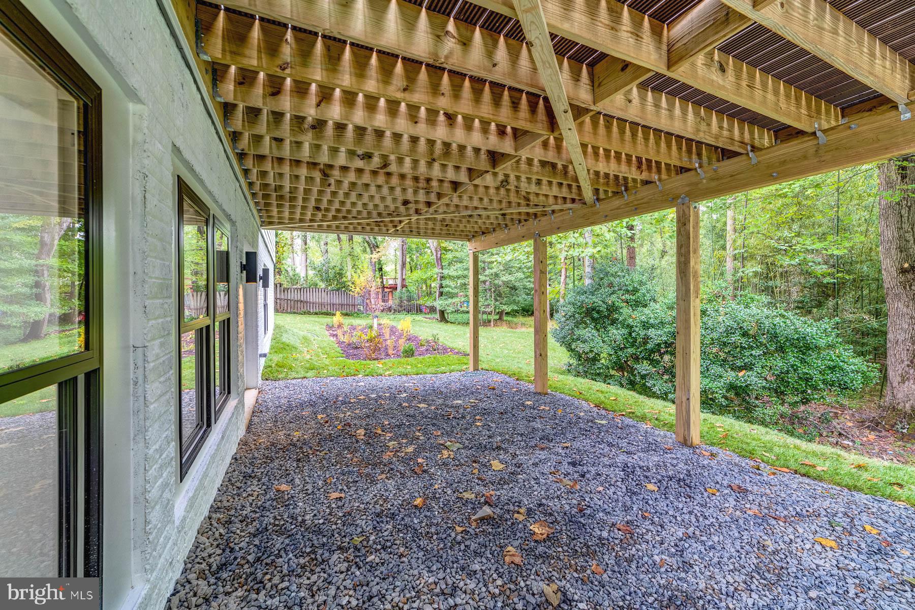 VIENNA WOODS - Residential