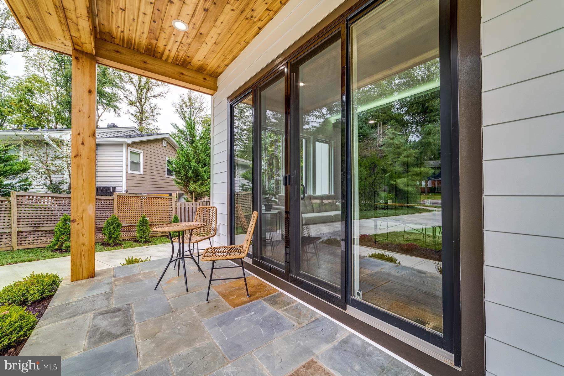 VIENNA WOODS - Residential