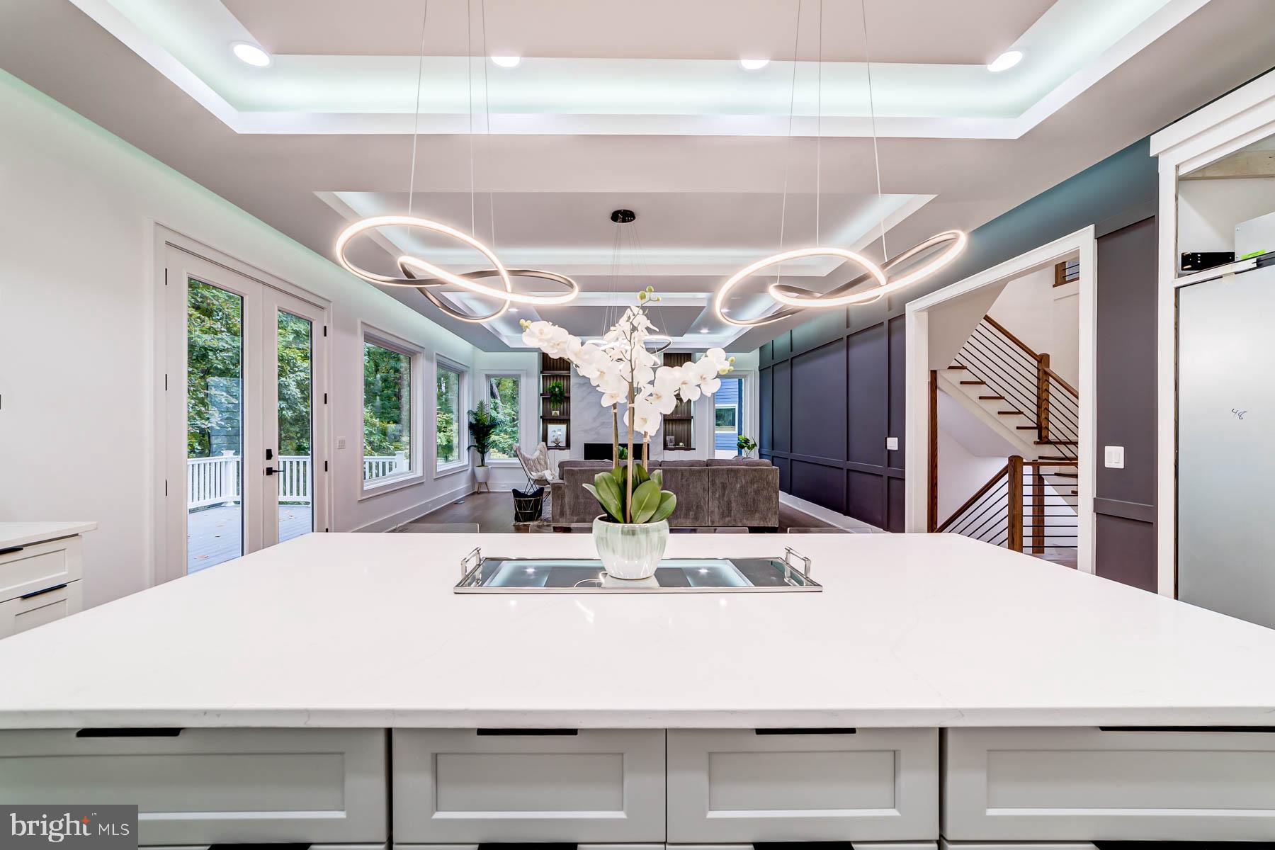 VIENNA WOODS - Residential