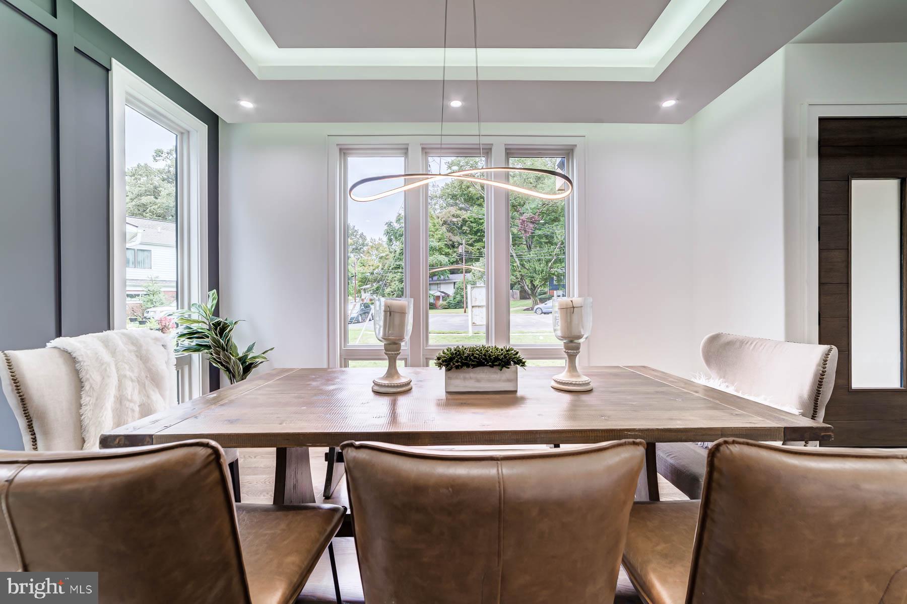 VIENNA WOODS - Residential