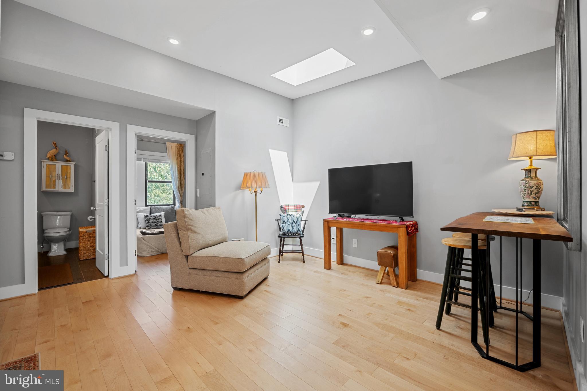 833 19TH STREET NE 3