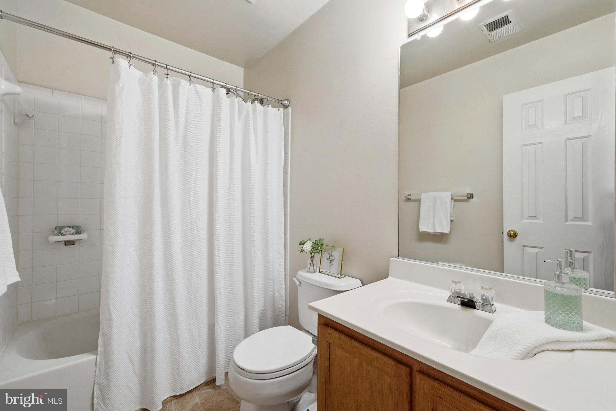 BAYVIEW HILLS - Residential