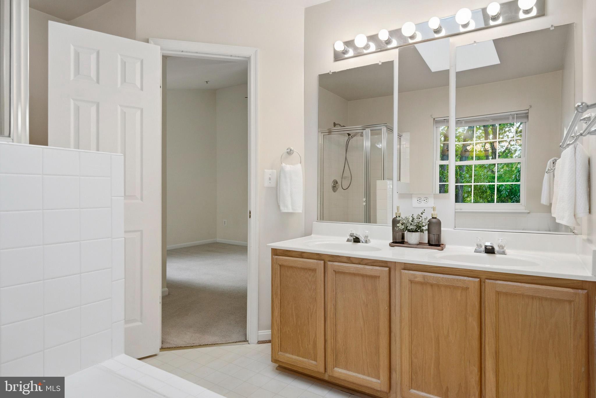 BAYVIEW HILLS - Residential