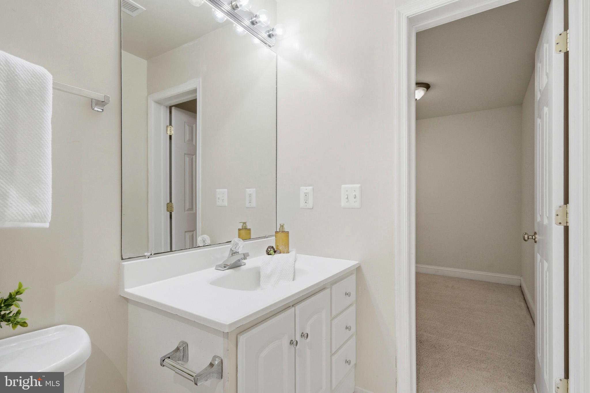 BAYVIEW HILLS - Residential