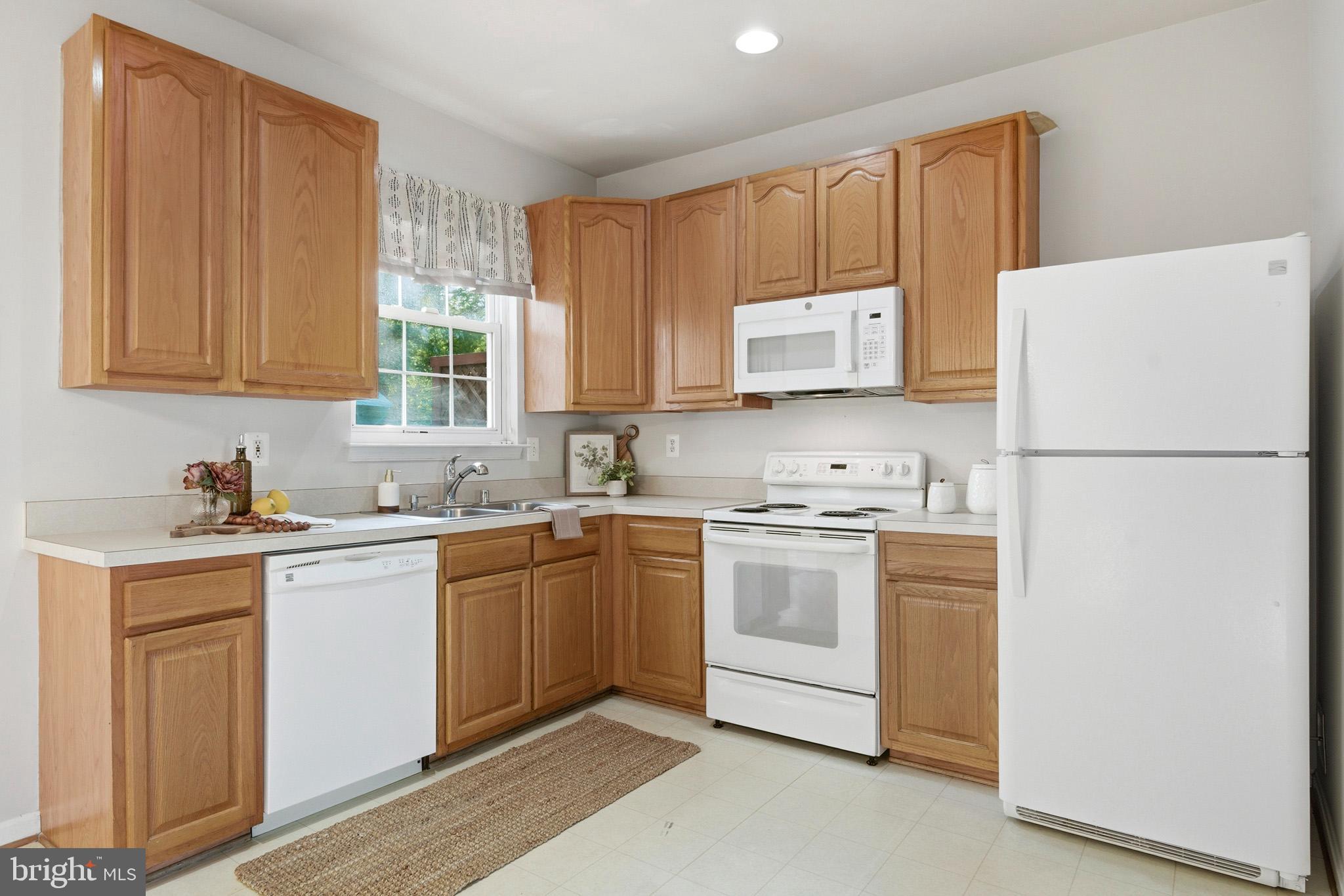 BAYVIEW HILLS - Residential