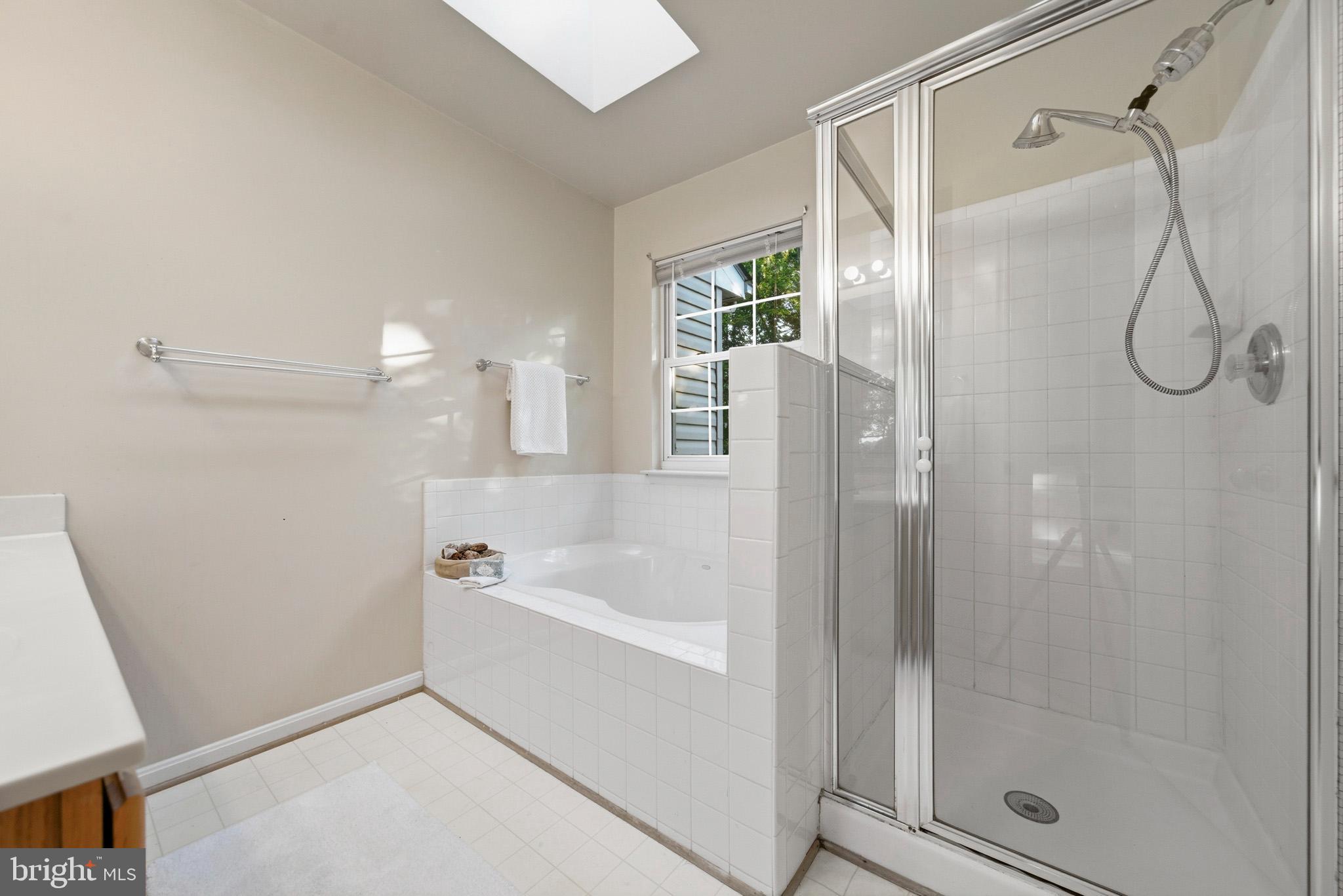 BAYVIEW HILLS - Residential