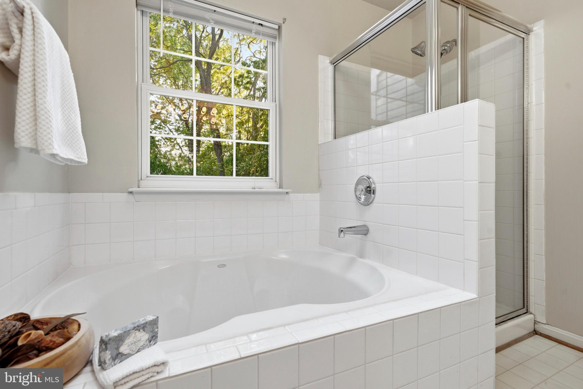 BAYVIEW HILLS - Residential