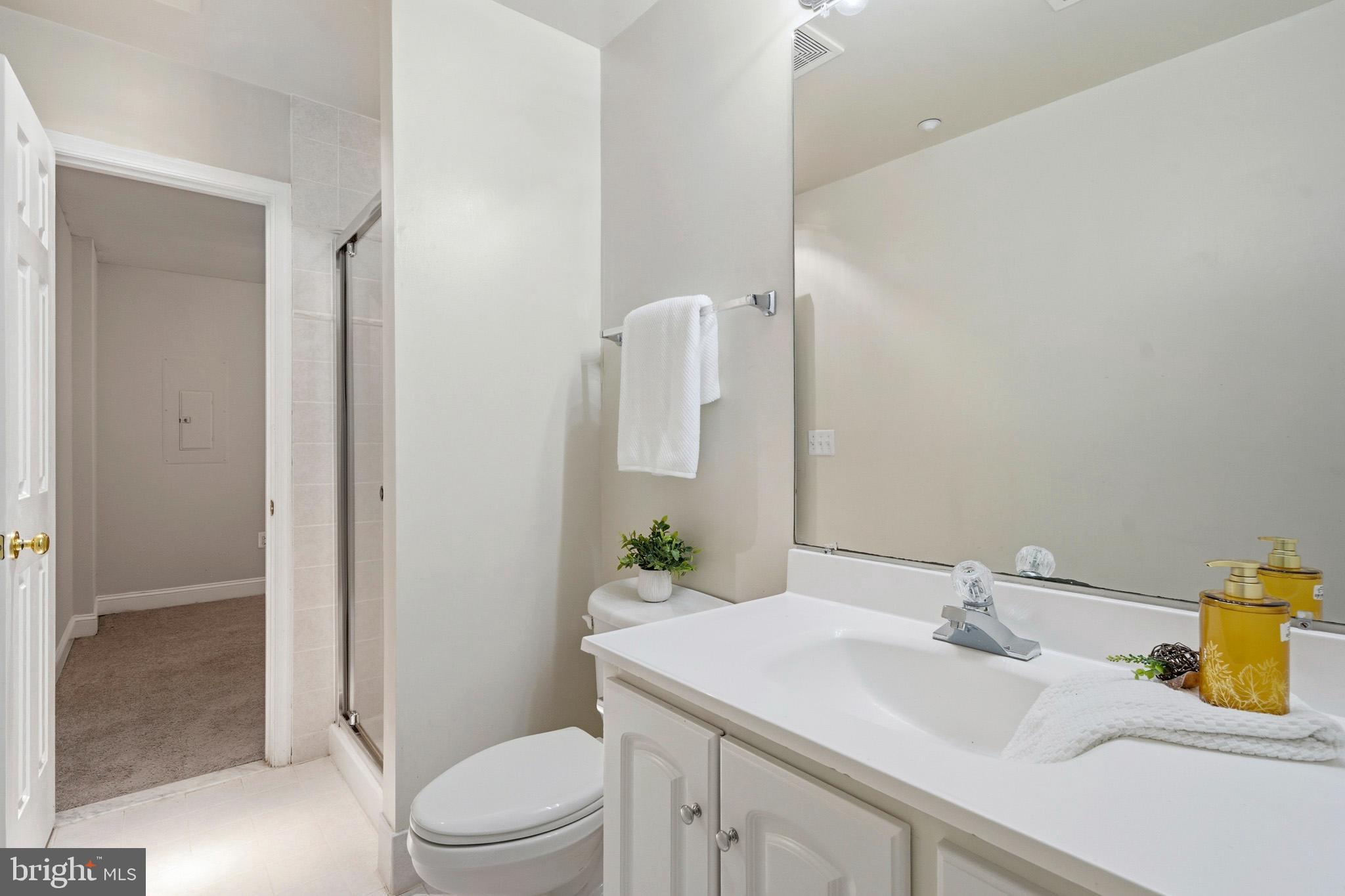 BAYVIEW HILLS - Residential