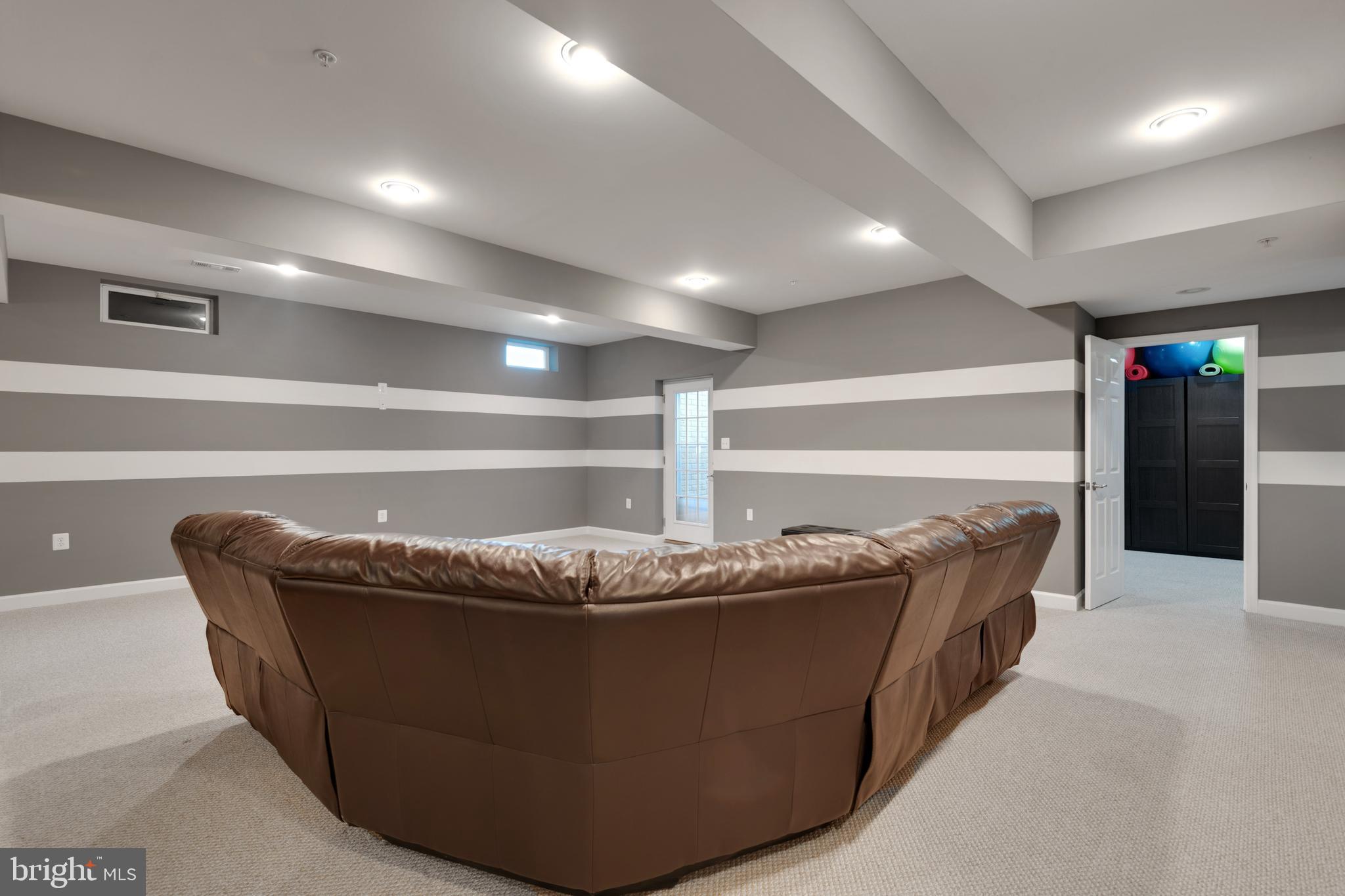 FAIRWOOD - Residential