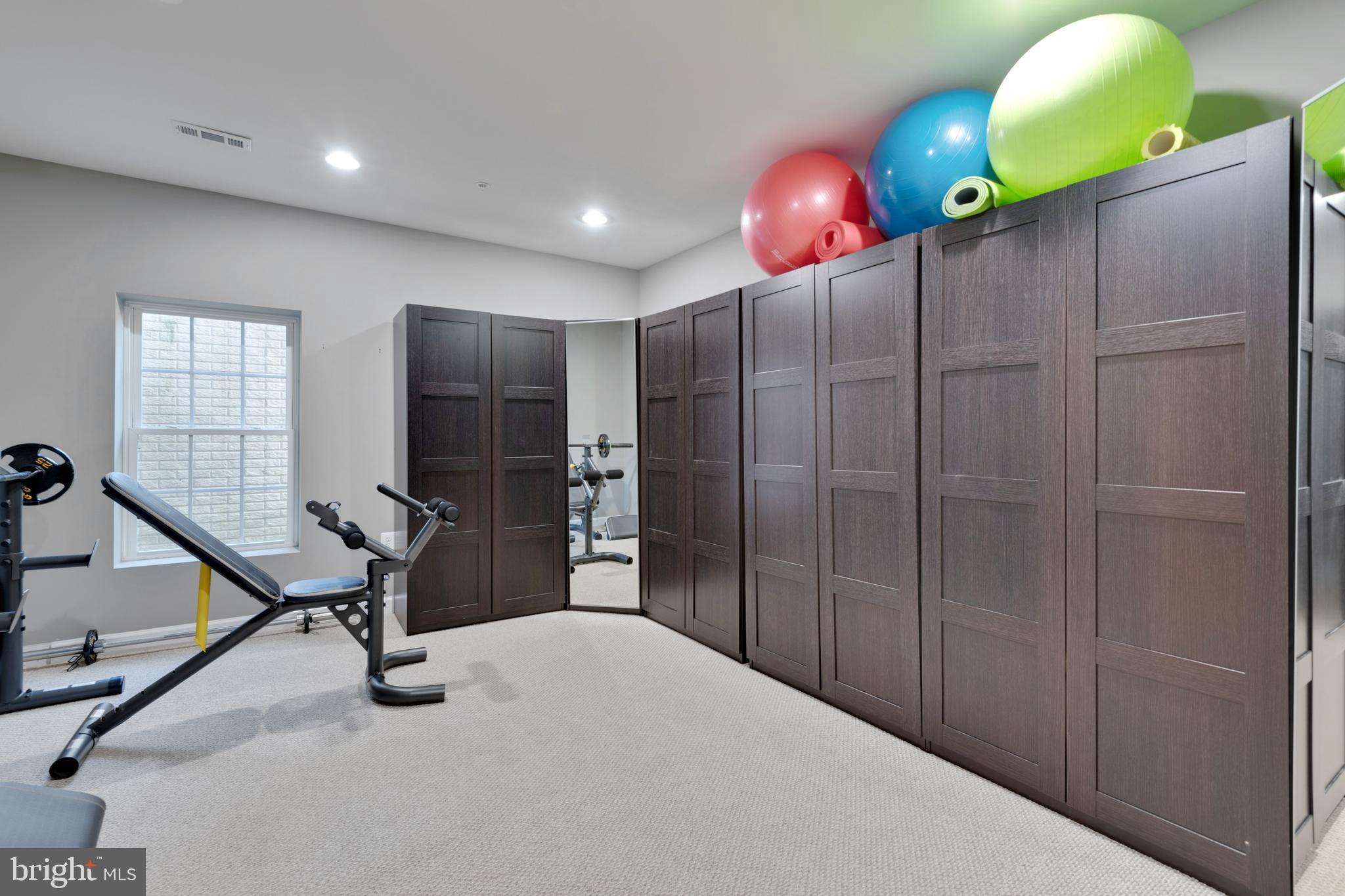 FAIRWOOD - Residential