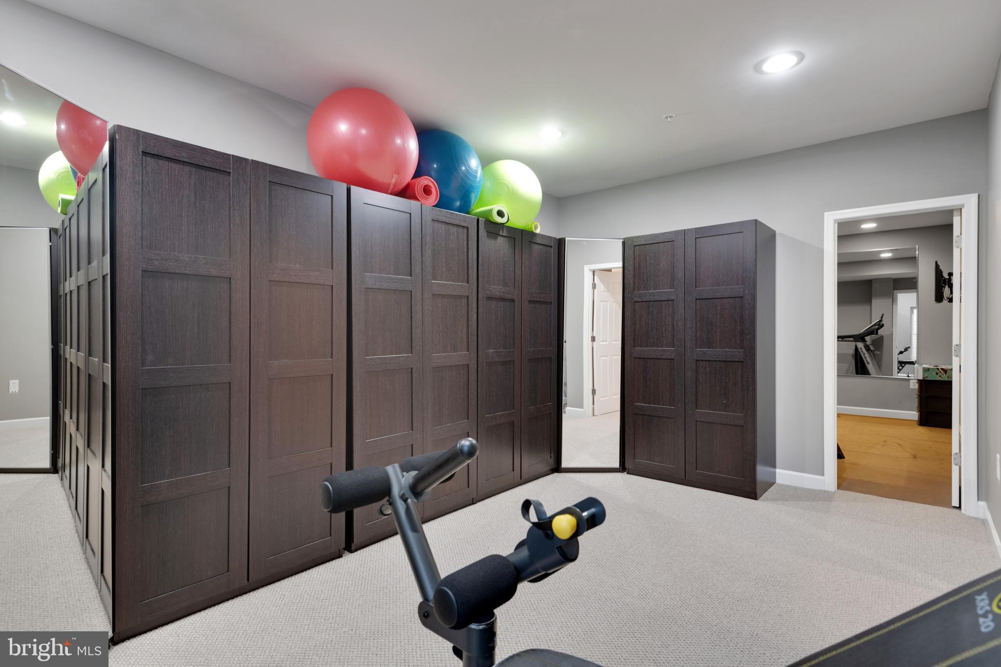 FAIRWOOD - Residential