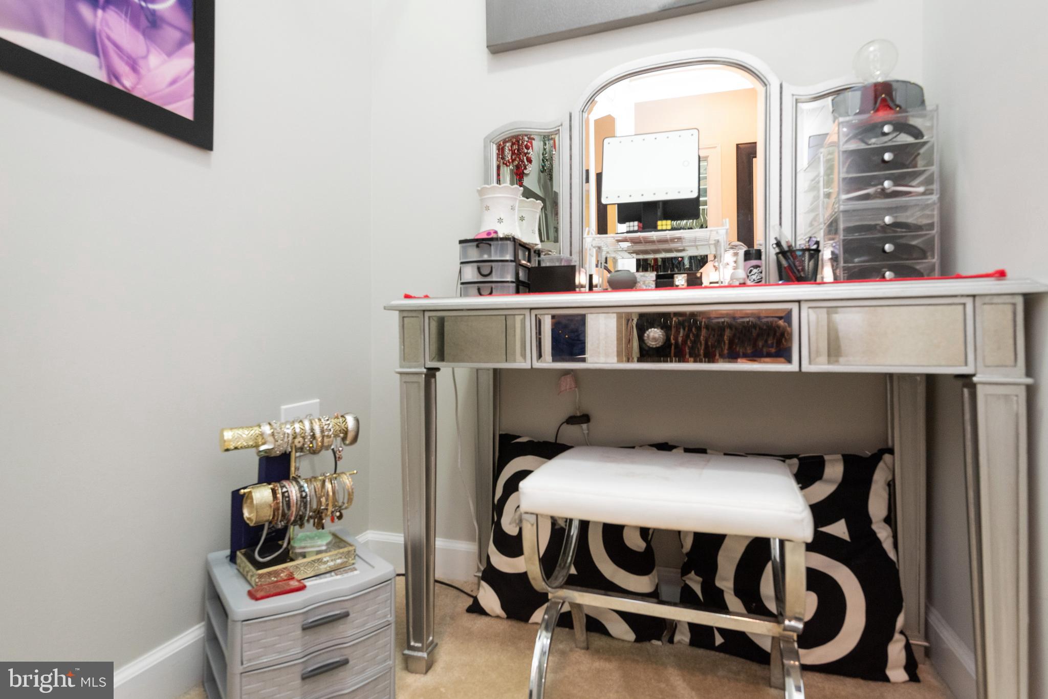 FAIRWOOD - Residential