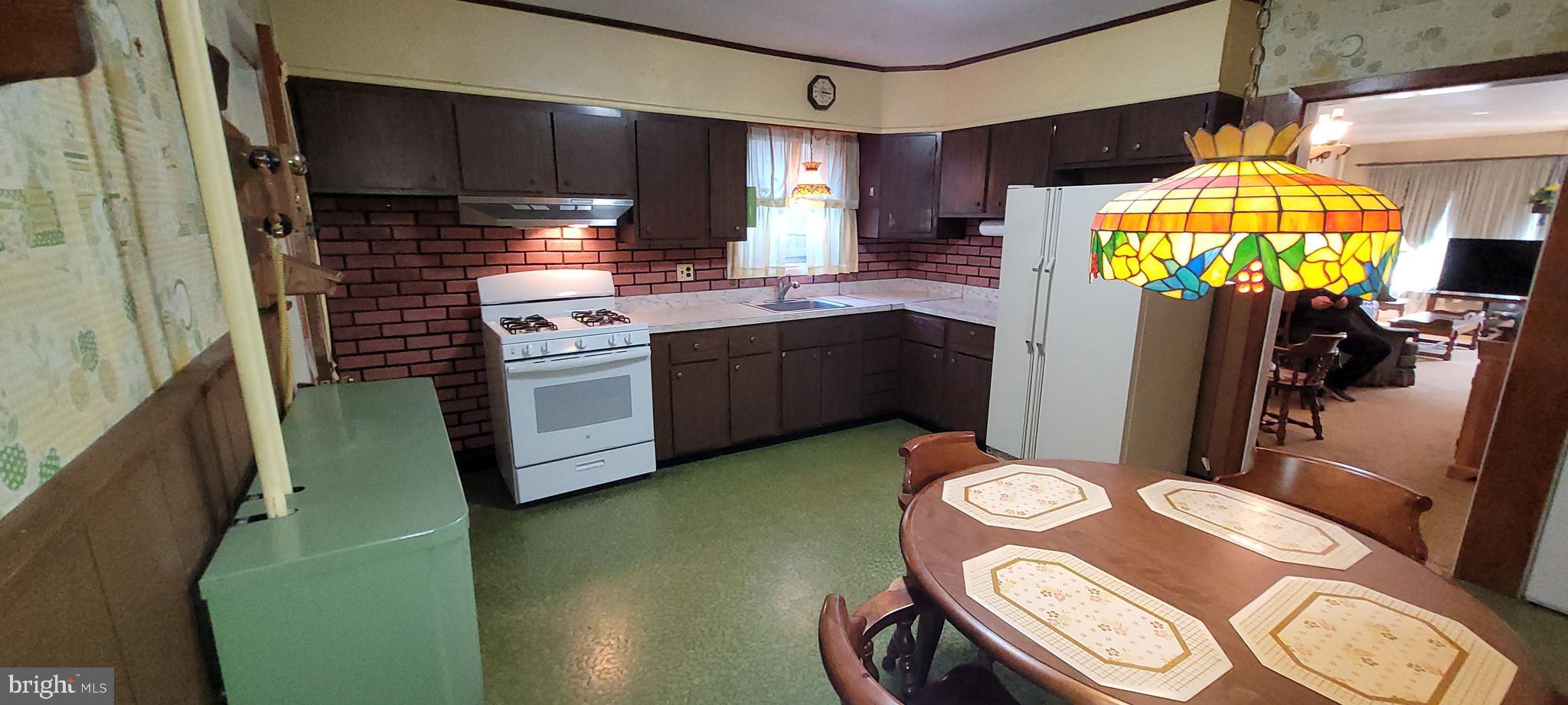 CONSHOHOCKEN - Residential